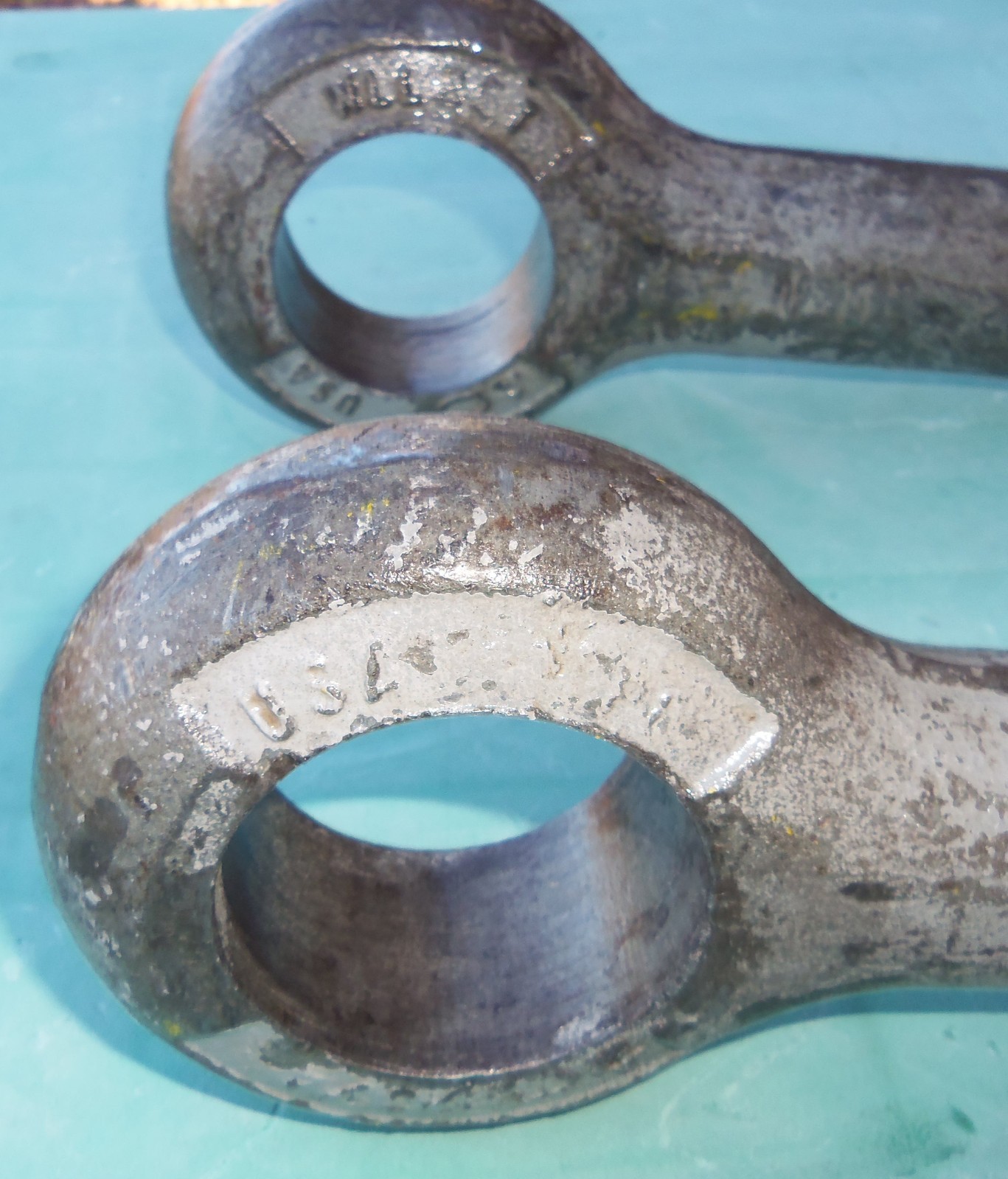 Crosby WLL 25 Ton Bolt Type Anchor Shackle – With Huge Nut & Bolt
