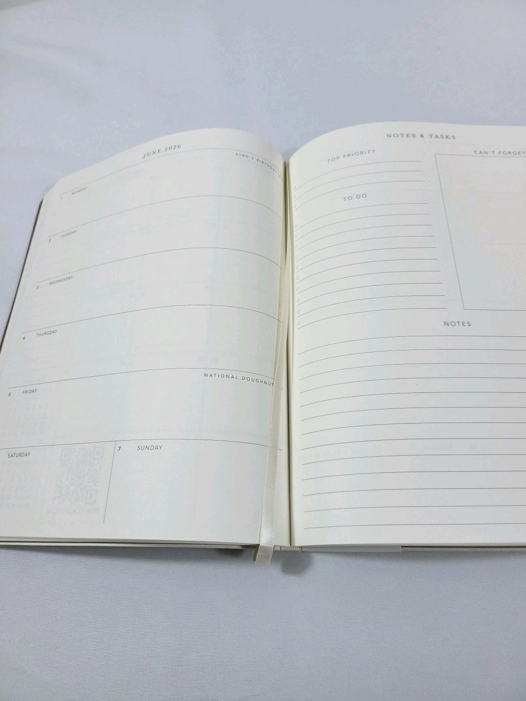 Peanuts New 2026 Snoopy Planner 12 Months, Weekly & Monthly Grids