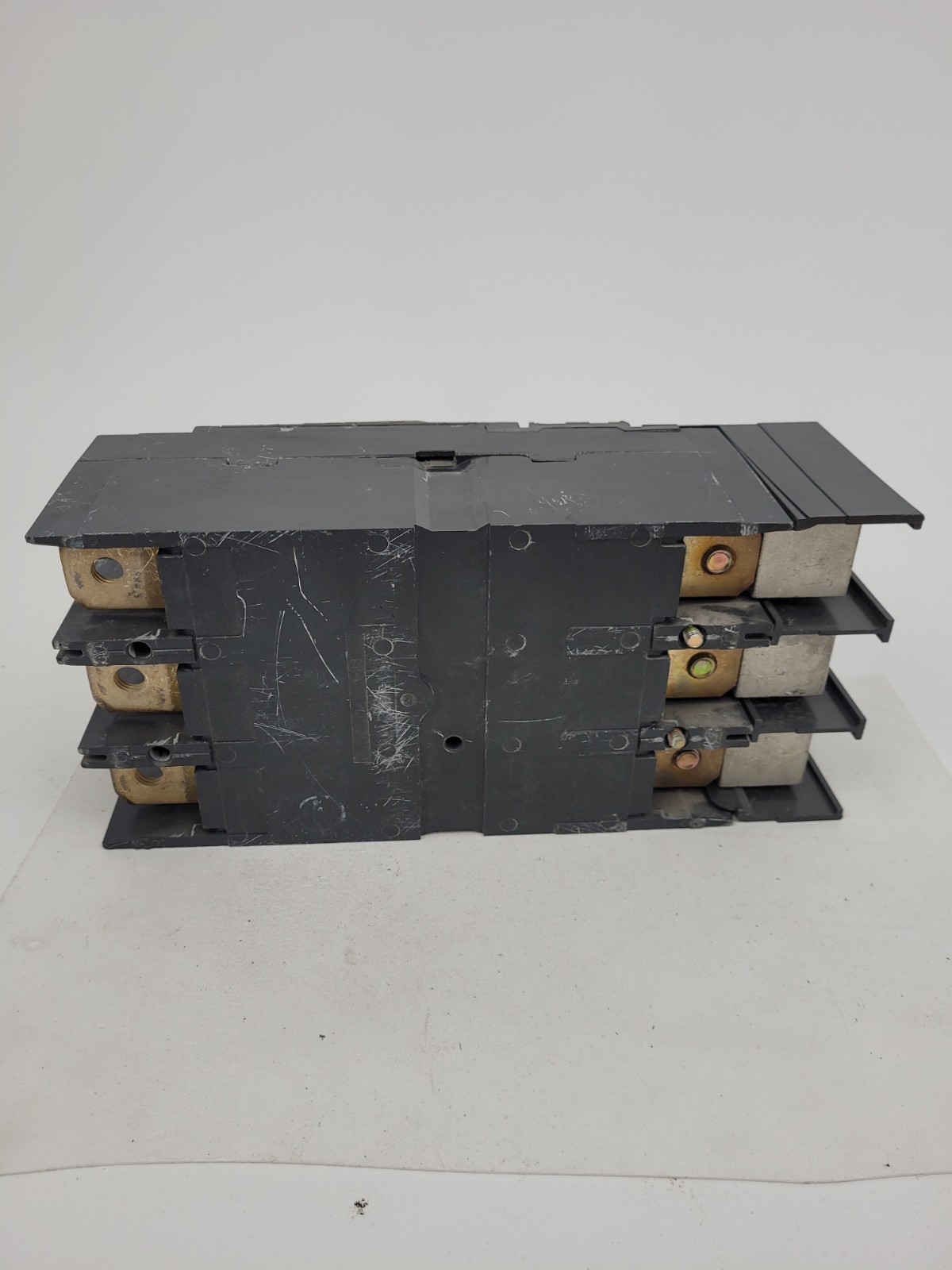 SGLA36AT0600 GE 600 Amp Max Circuit Breaker w/450A SRPG600A450 Plug