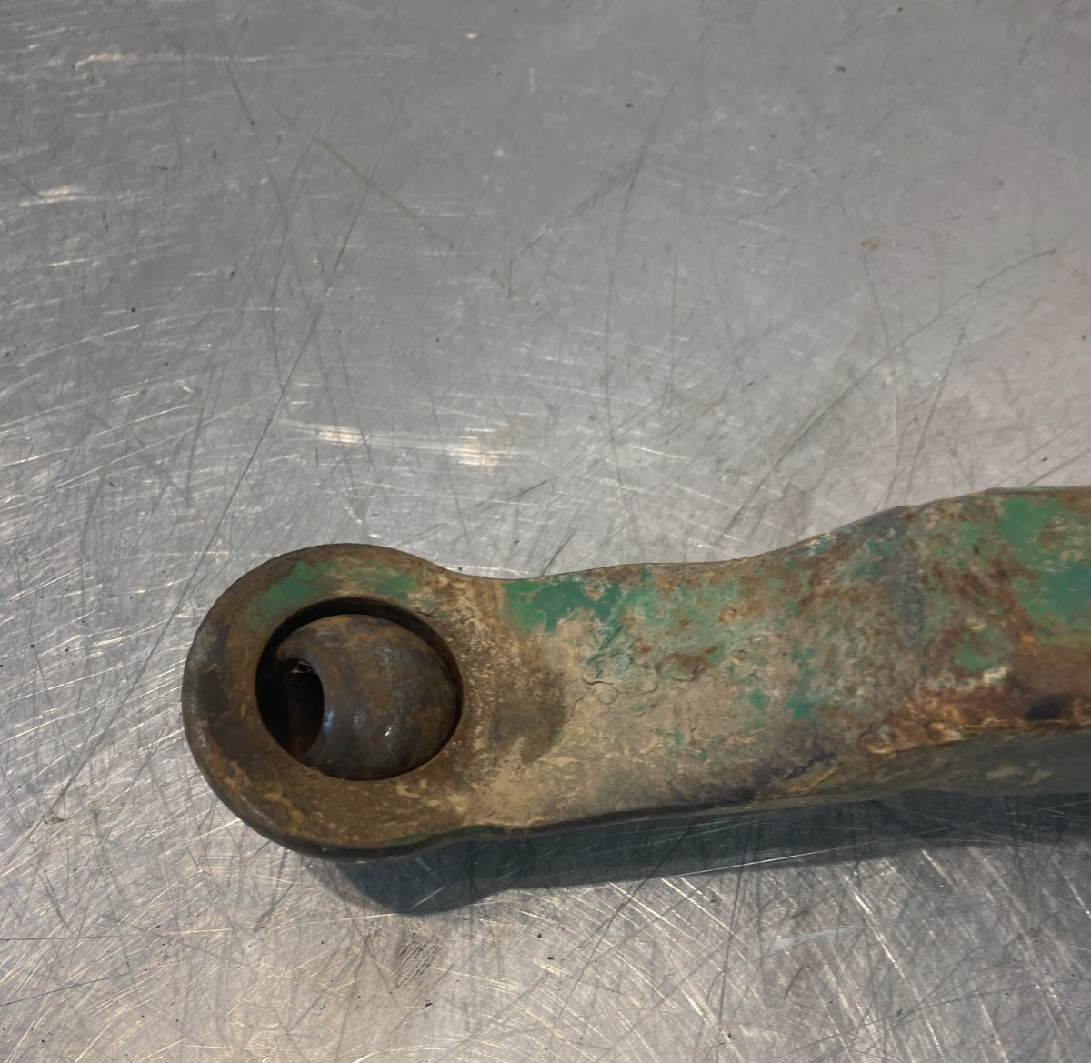 John Deere Tractor Lower 3pt Hydraulic Lift Arm F2687R