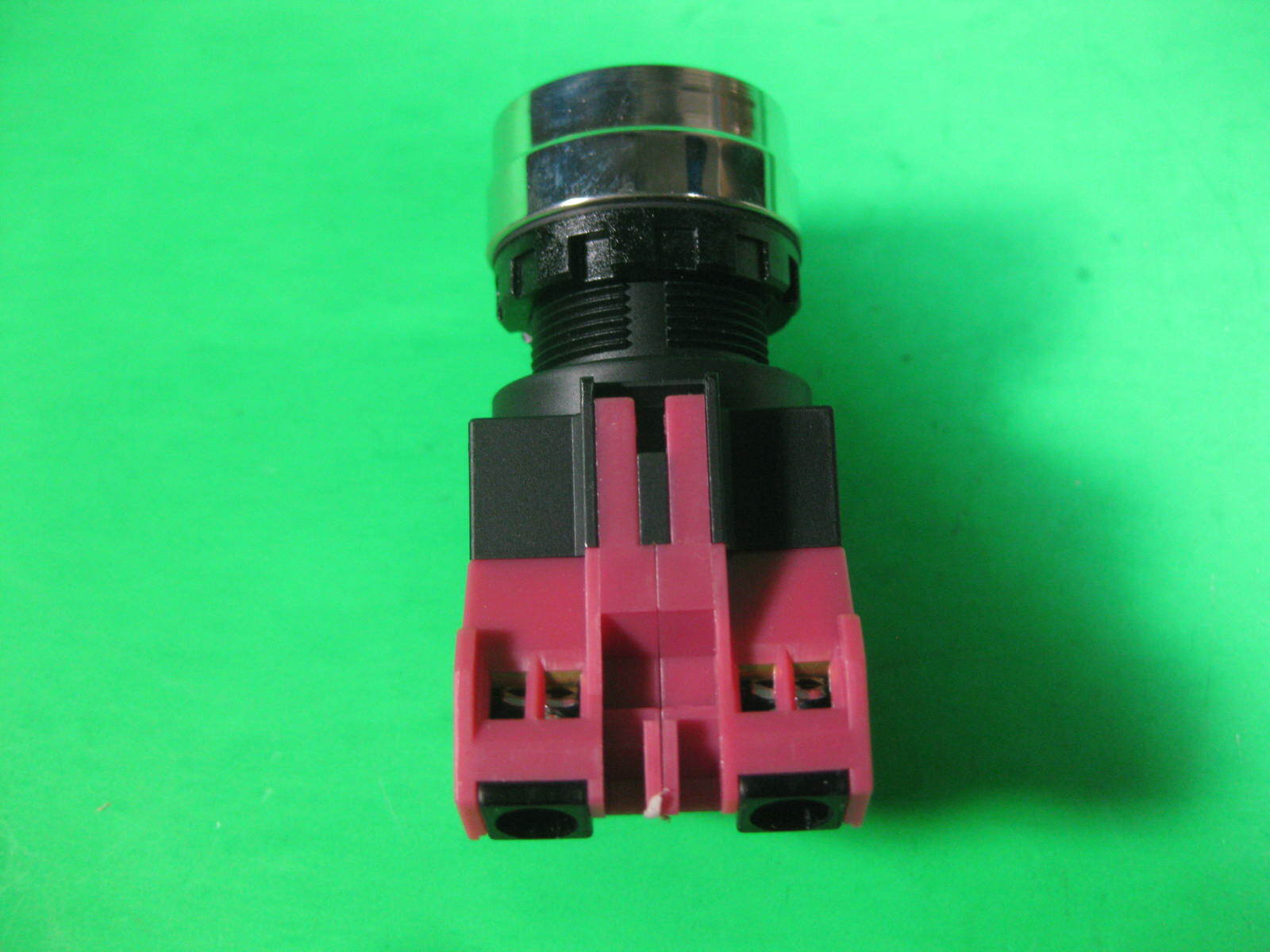 IDEC — HW4B-M1F02-B — New