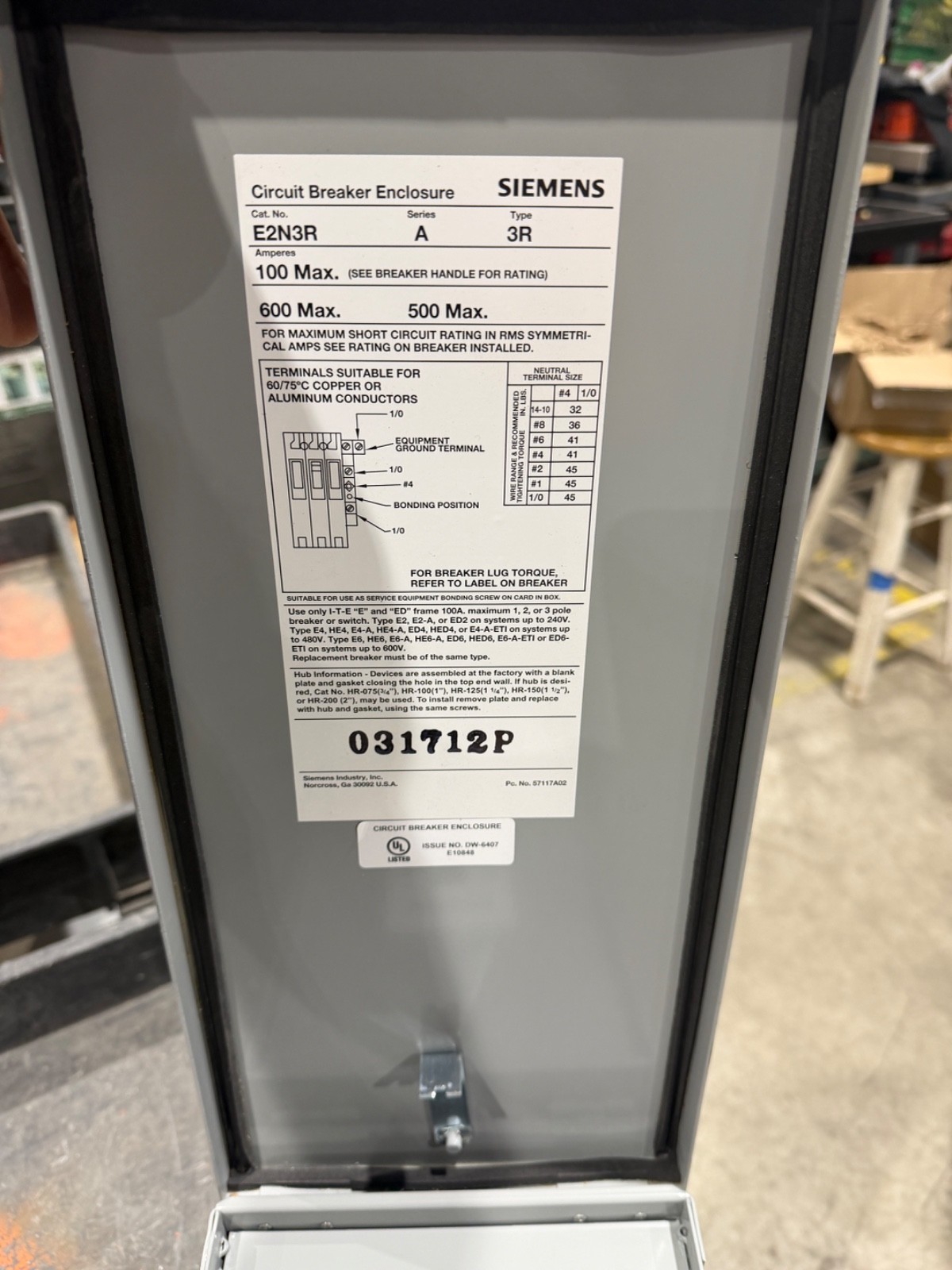 Siemens Ite Circuit Breaker NEMA-1 Enclosure 100 Amp Max 600v e2n3r