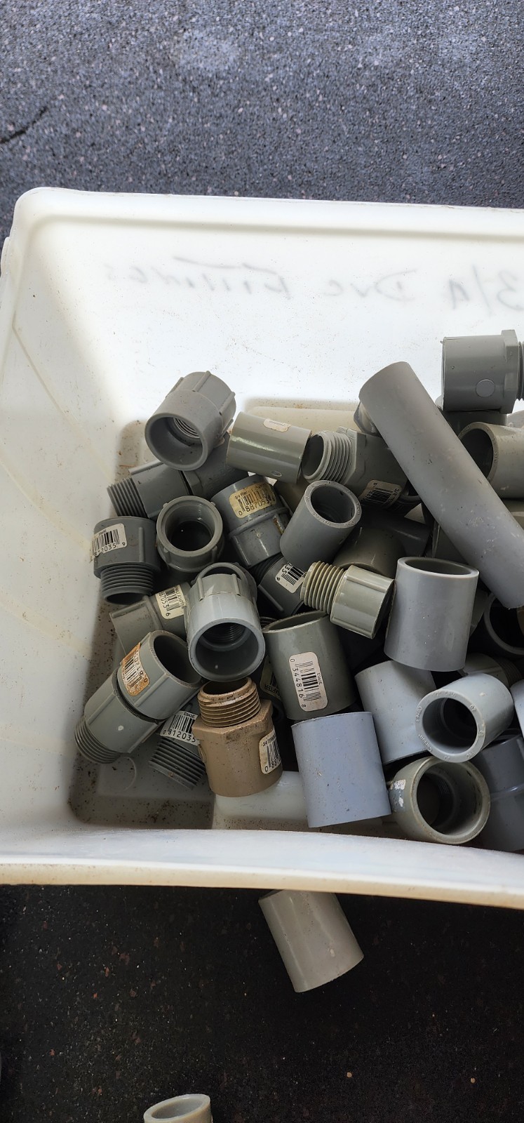 Estate LOT 100s Of Electrical PVC Conduit Fittings 1/2″-2 1/2″ NEW SEAL TIGHT