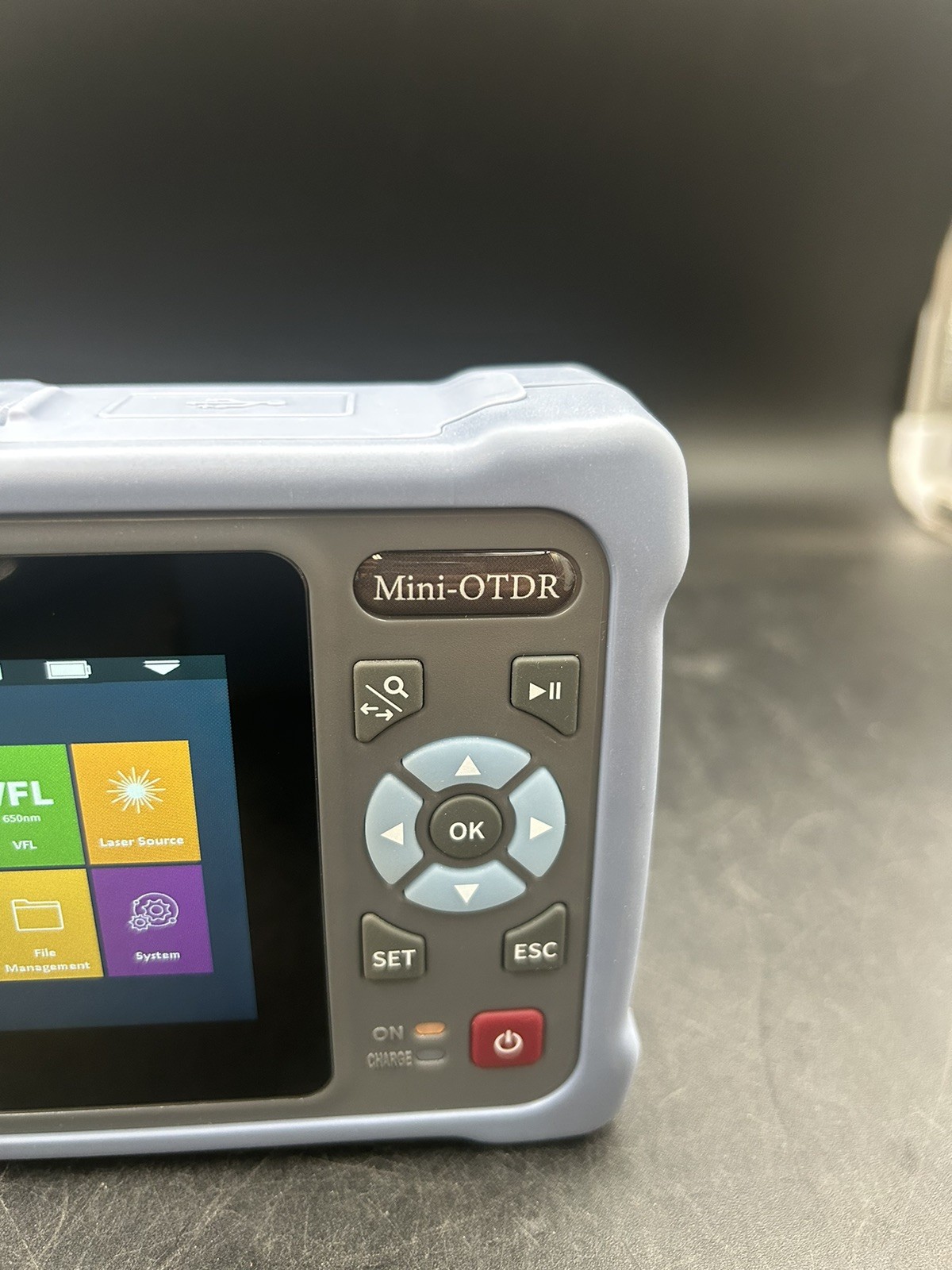 Mini-Pro Live SM OTDR 1610nm 22dB 4.3in Touch Screen