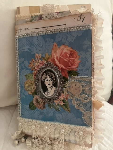 VINTAGE STYLE HANDMADE JUNK JOURNAL-«A Graceful Life»