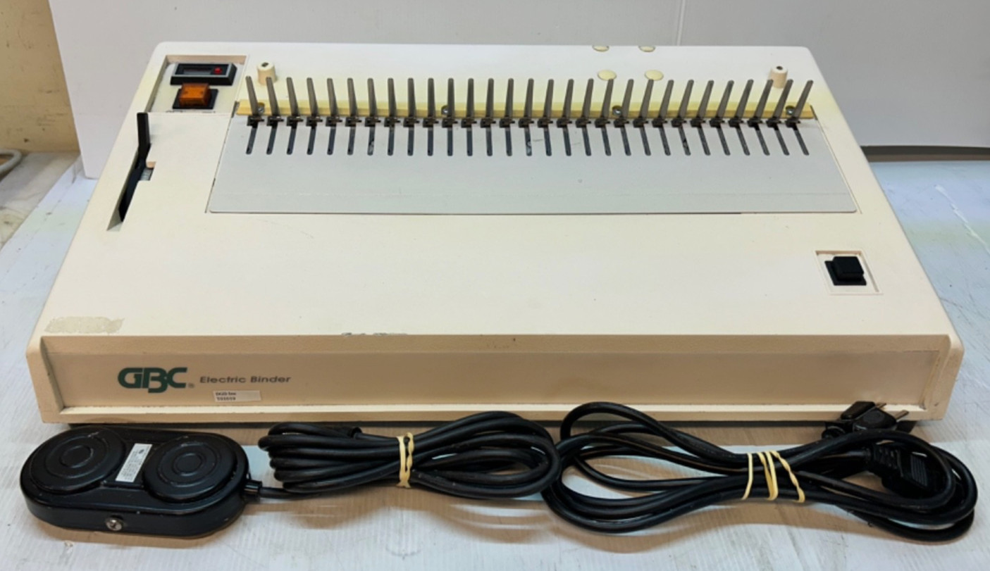 GBC Electric Binding Machine 110EB-3 60Hz 1Ph 115V 2A 173W T01019