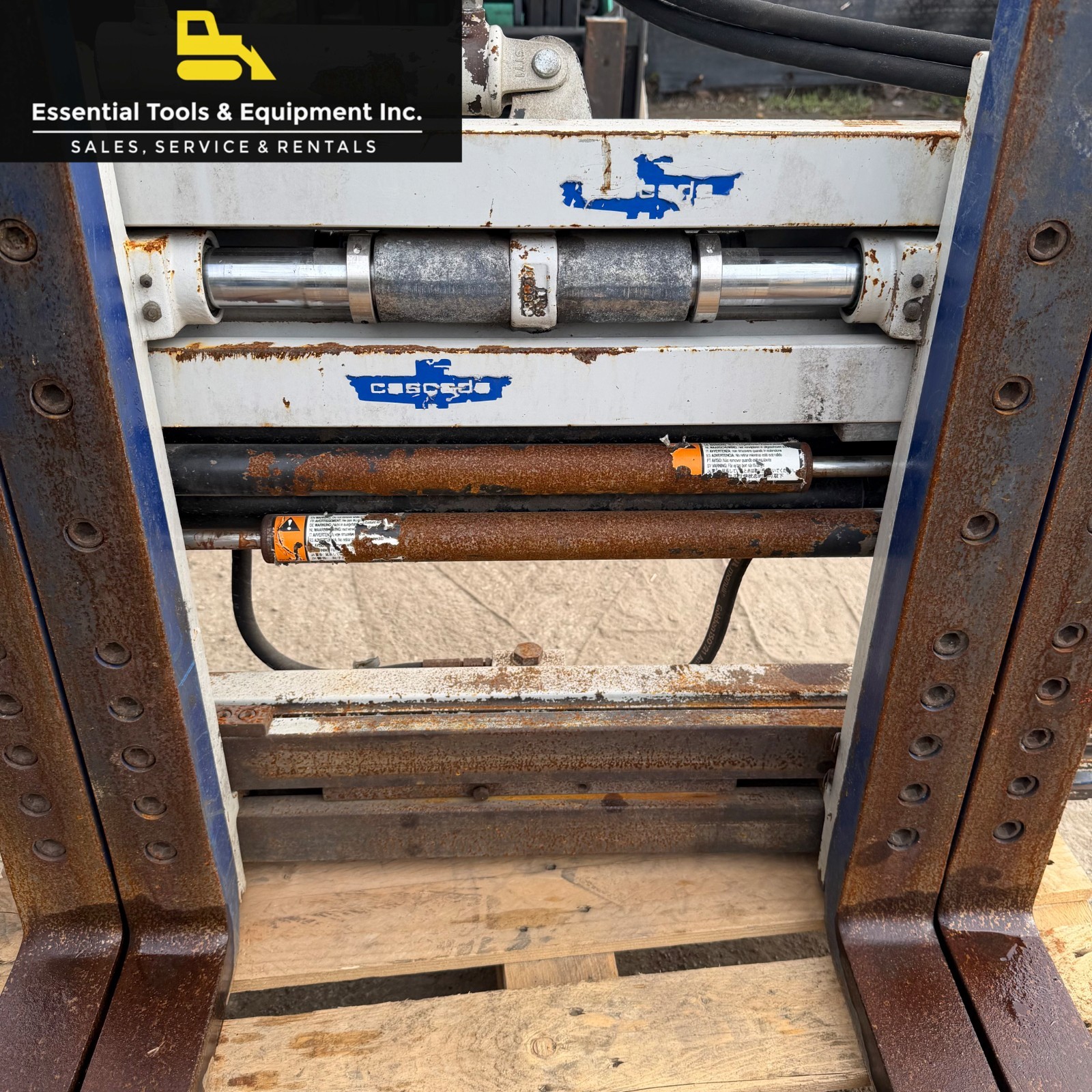 Cascade Single-Double 8,000 Lbs Pallet 42» Forklift Attachment Class III 3