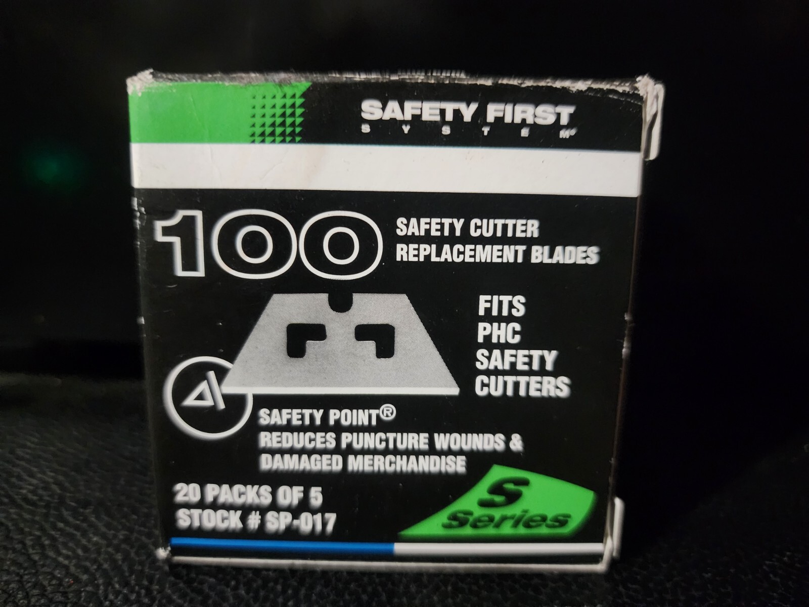 NEW!! PHC,2-1/4″ Carbon Steel Blunt Tip Safety Blade, 100 PK, SP-017