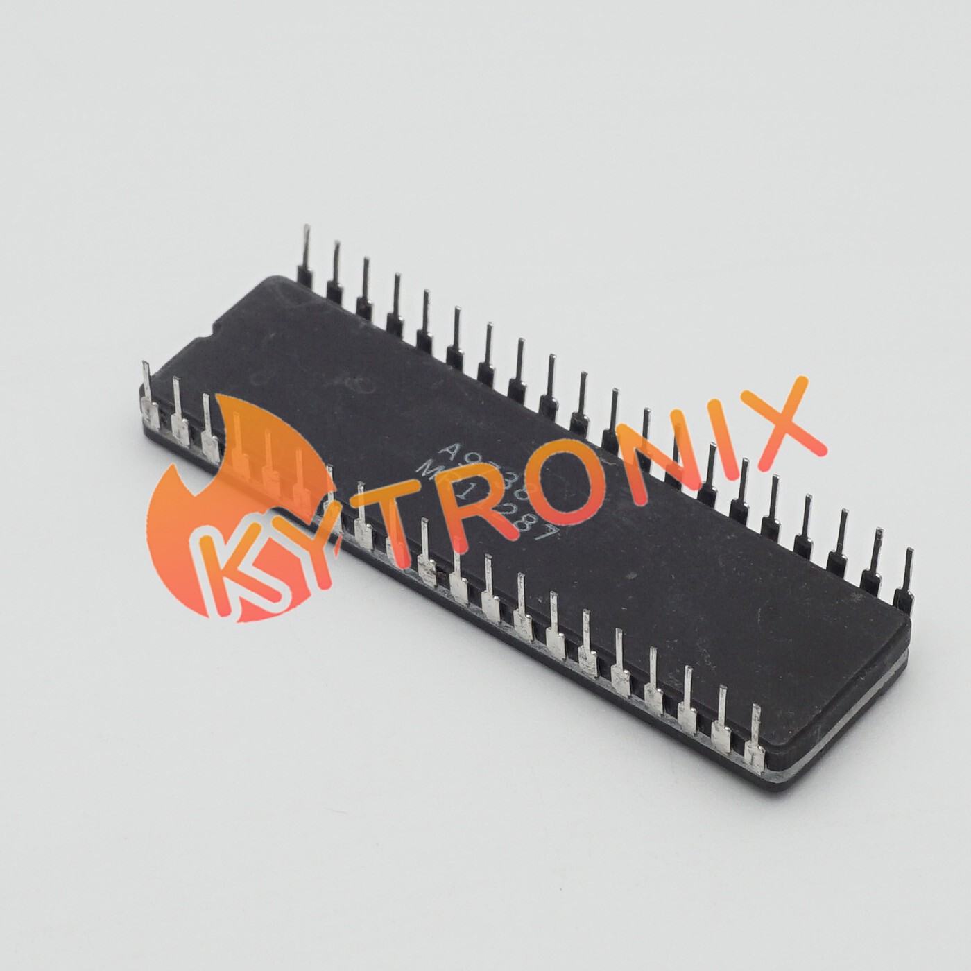 MACRONIX MX27C4100DC 27C4100 4MBIT UV EPROM CDIP40 X 10PCS USED