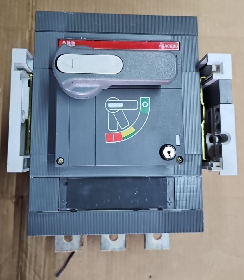 ABB SACE S6H-D SACE S6 Molded Case Switch 800 Amps 600VAC without key