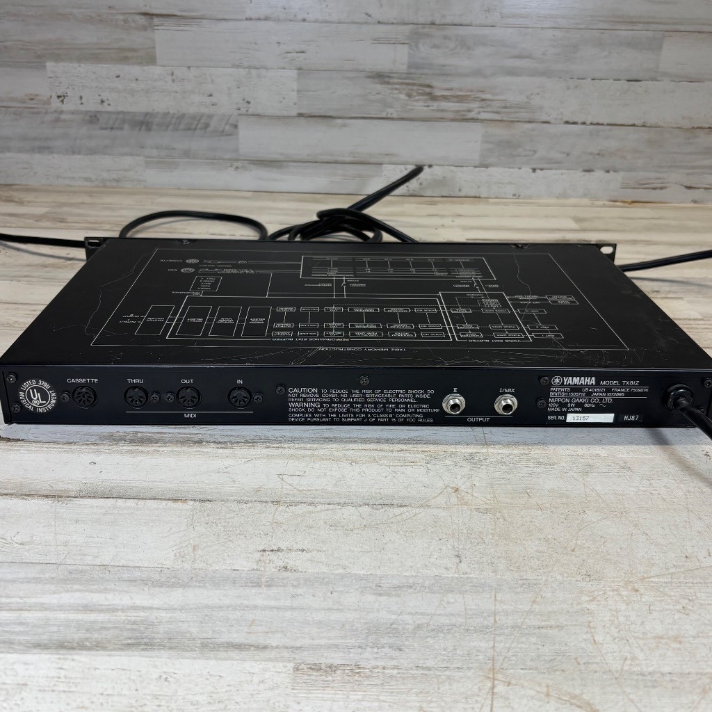 Yamaha TX81Z FM Tone Generator Rack Mount Synthesizer Module MIDI