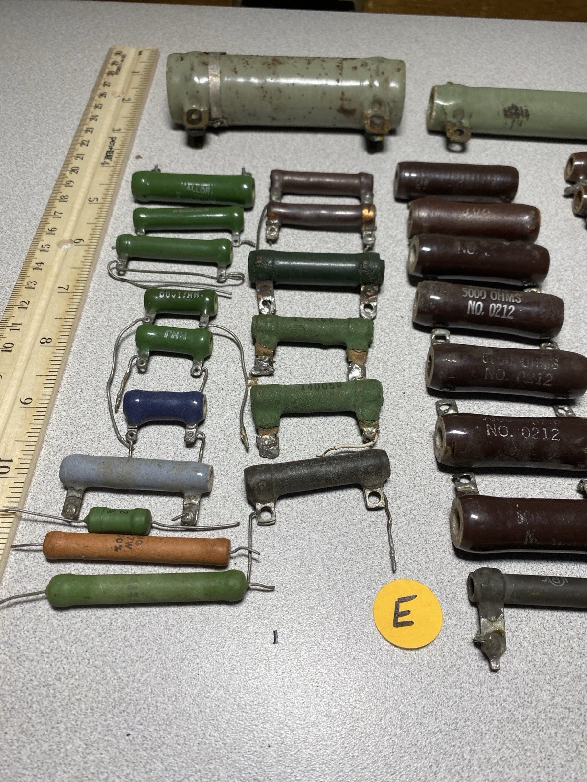 Mixed Lot 50+ VTG Wirewound Ceramic Power resistors Ohmite Vitrohm Mallory Asama