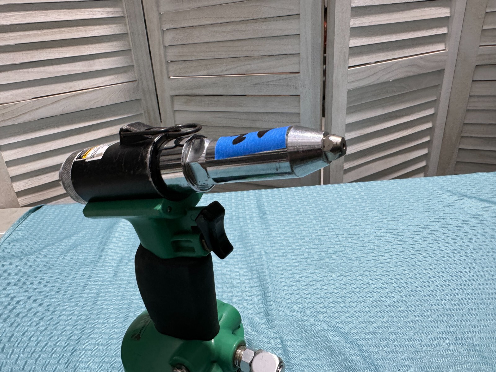 (LotA2) Used SPEEDAIRE 45RM38 Rivet Gun Tool – 90 psi