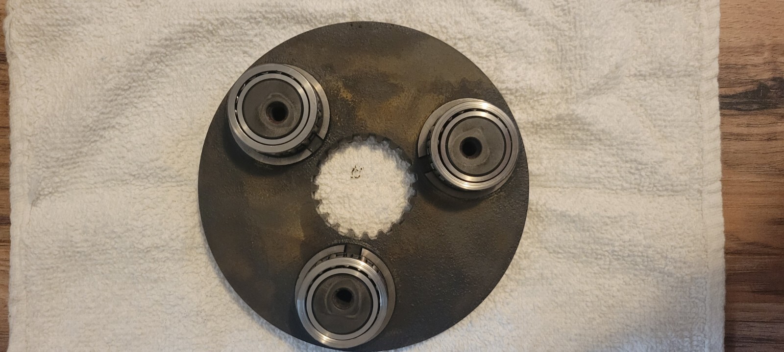 Kubota SVL75/SVL75-2 Final Drive Plate Carrier With Bearing V0511-81310