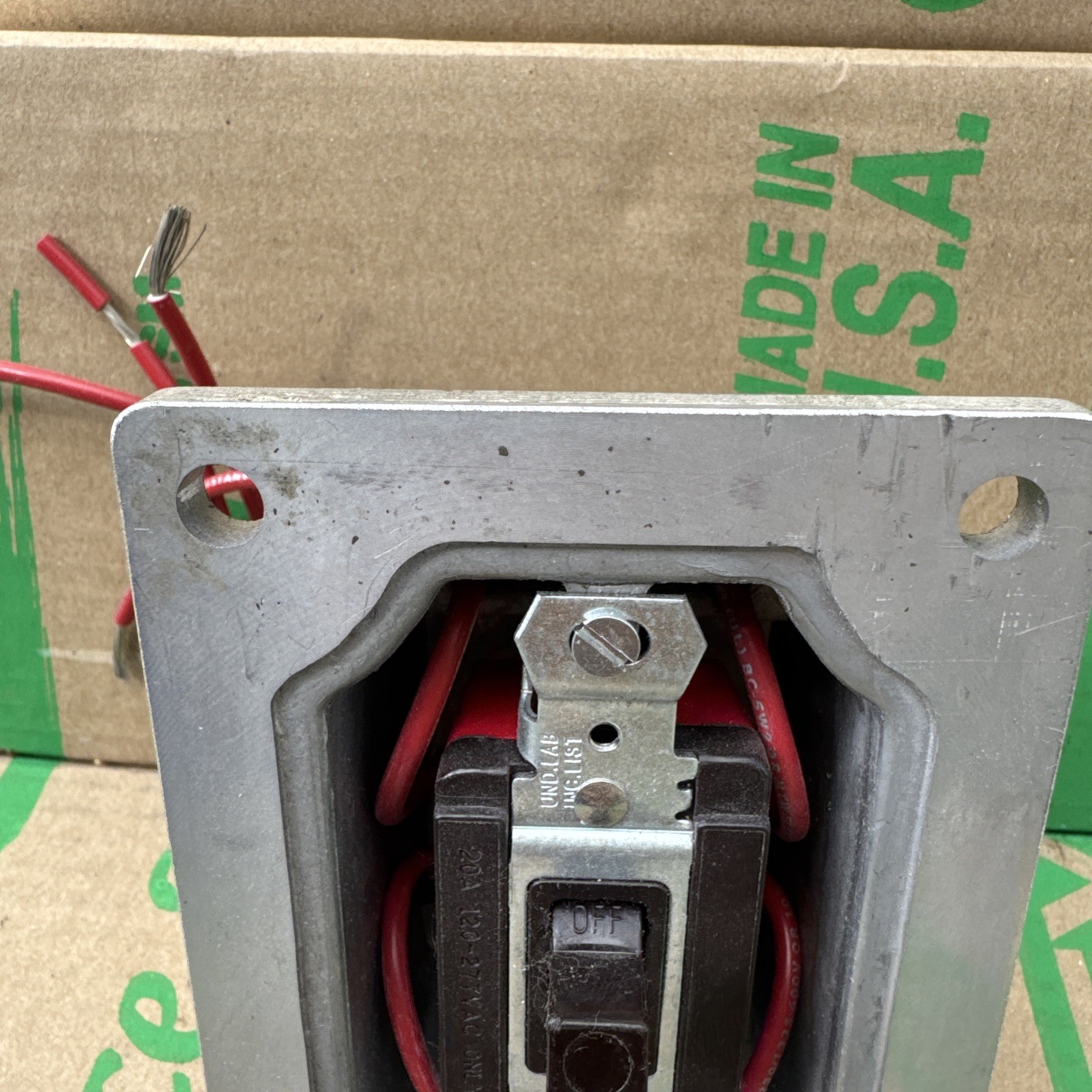 Crouse Hinds Explosion Proof 2 Pole EDS Switch 20A 120-277 For EDSC218