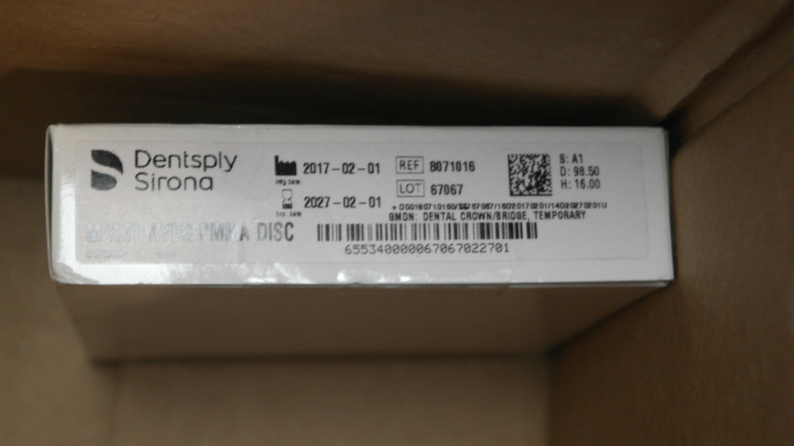 DENSPLY SIRONA SHADED MULTILAYER PMMA DENTAL Disc Blank (AX)