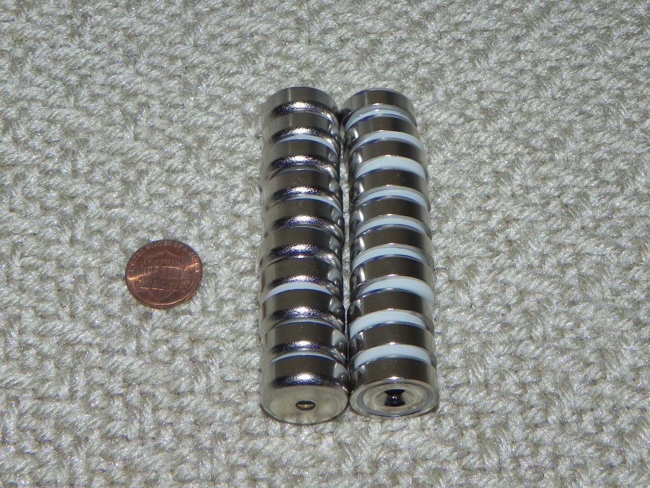 20 Round Neodymium (NdFeB) Counter sunk Mounting Magnets N38, Nickel Plate 20mm