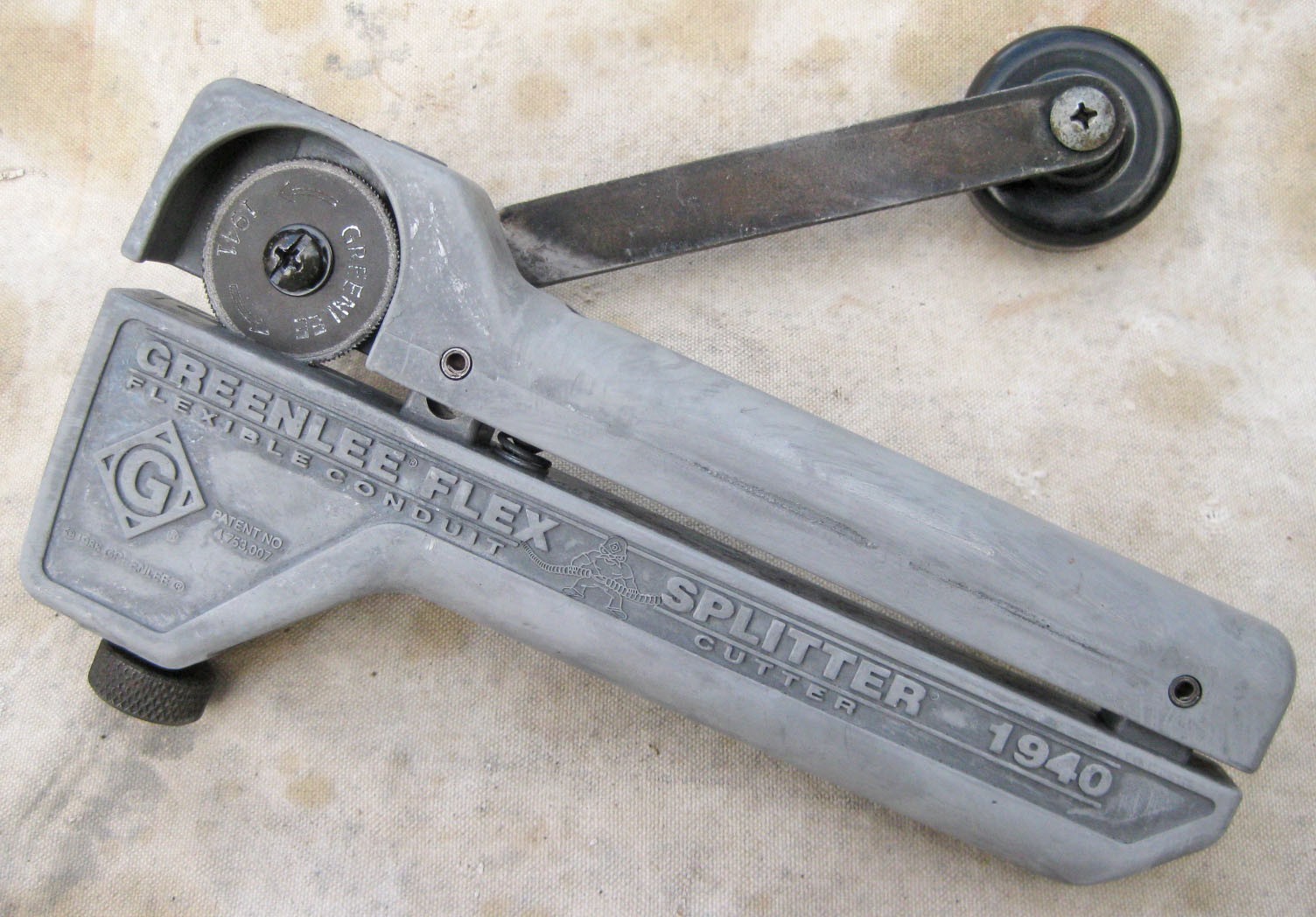 Greenlee Cable Caster and Flex Splitter 1940