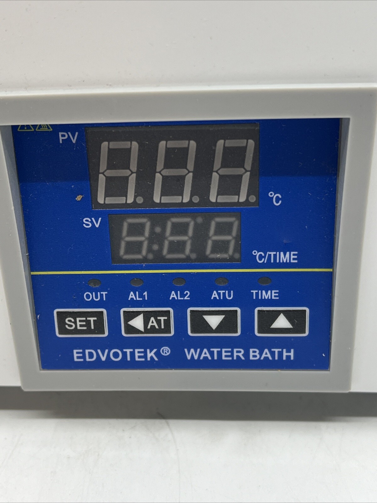 Edvotek 3 Liter Waterbath BHS-1 European Plug NEW DEFECTS SEE DETAILS
