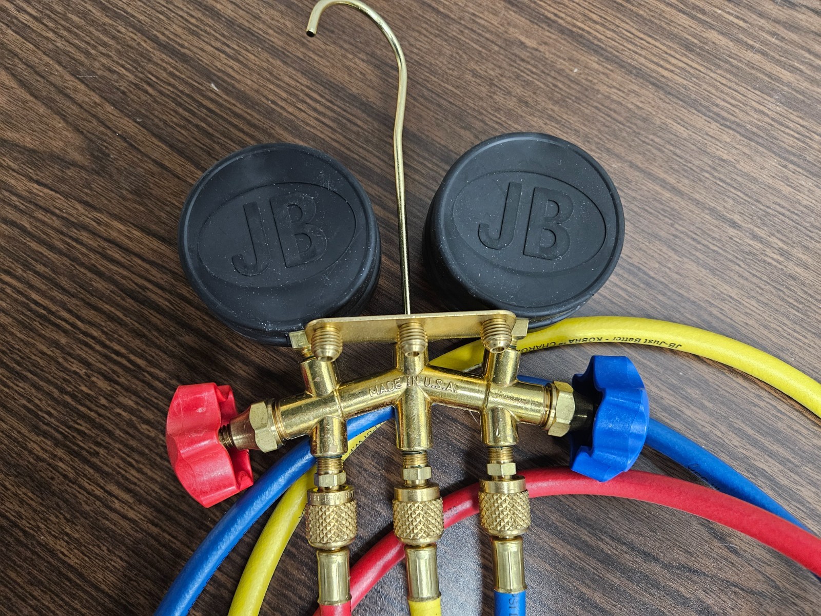 Just Better JB 2 Valve Brass Manifold R-22 R-410A & R-404A New No Packaging