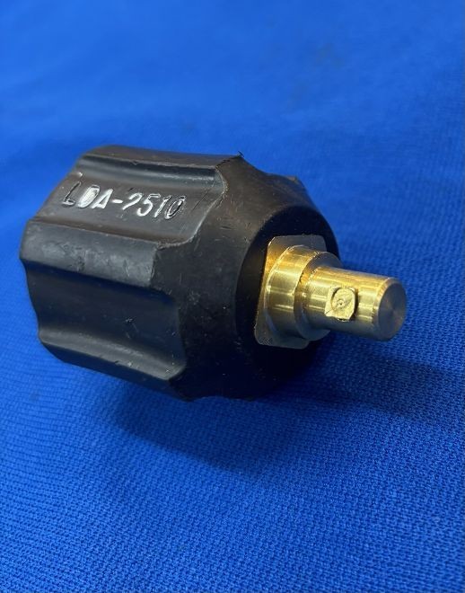 LENCO LDA-2510 05337 Small Dinse Male adaptor to Small Tweco twistlock Female