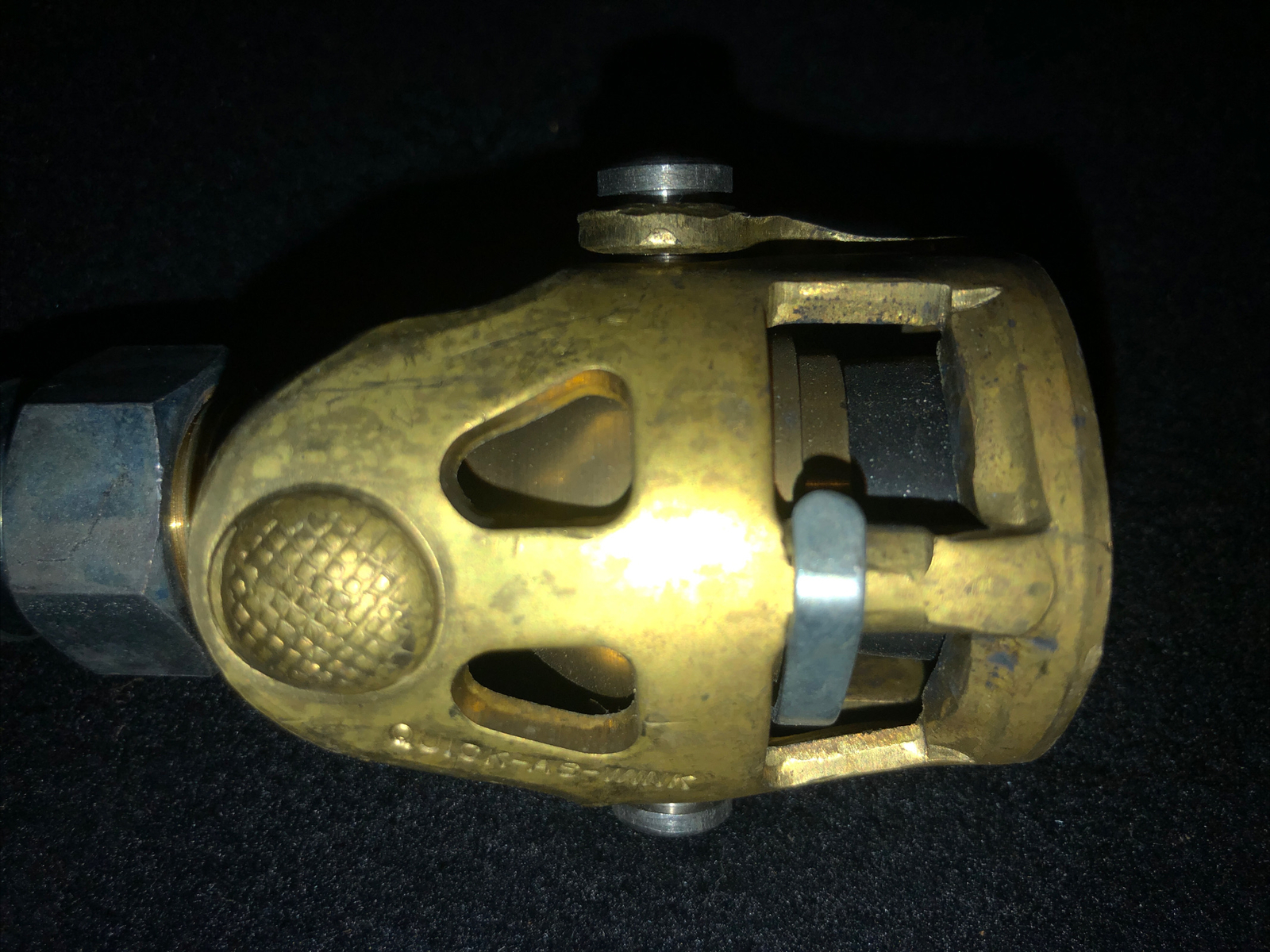NEW-No Original Box Quick As Wink Lock-On Quick Disconnect Valve Coupling