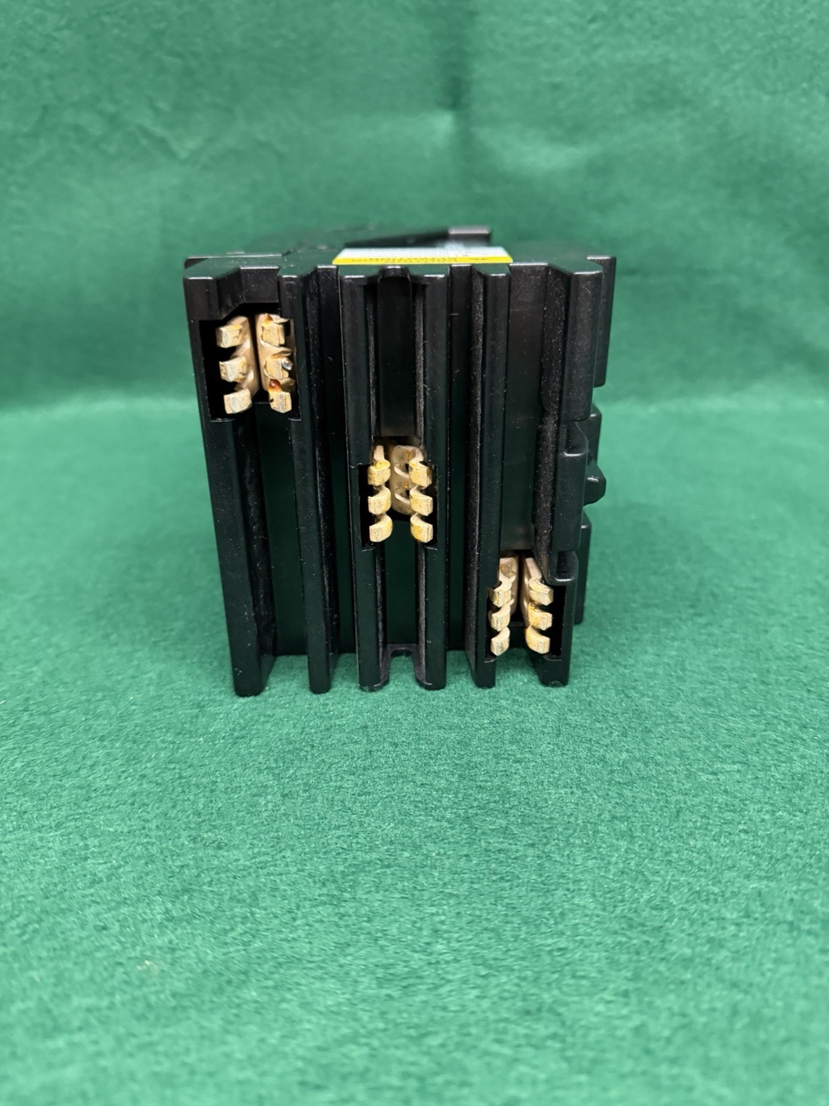 Surplus Pre-owned Square D JJA36250U31X -3P 600V 250A 65K I-Line Circuit Breaker