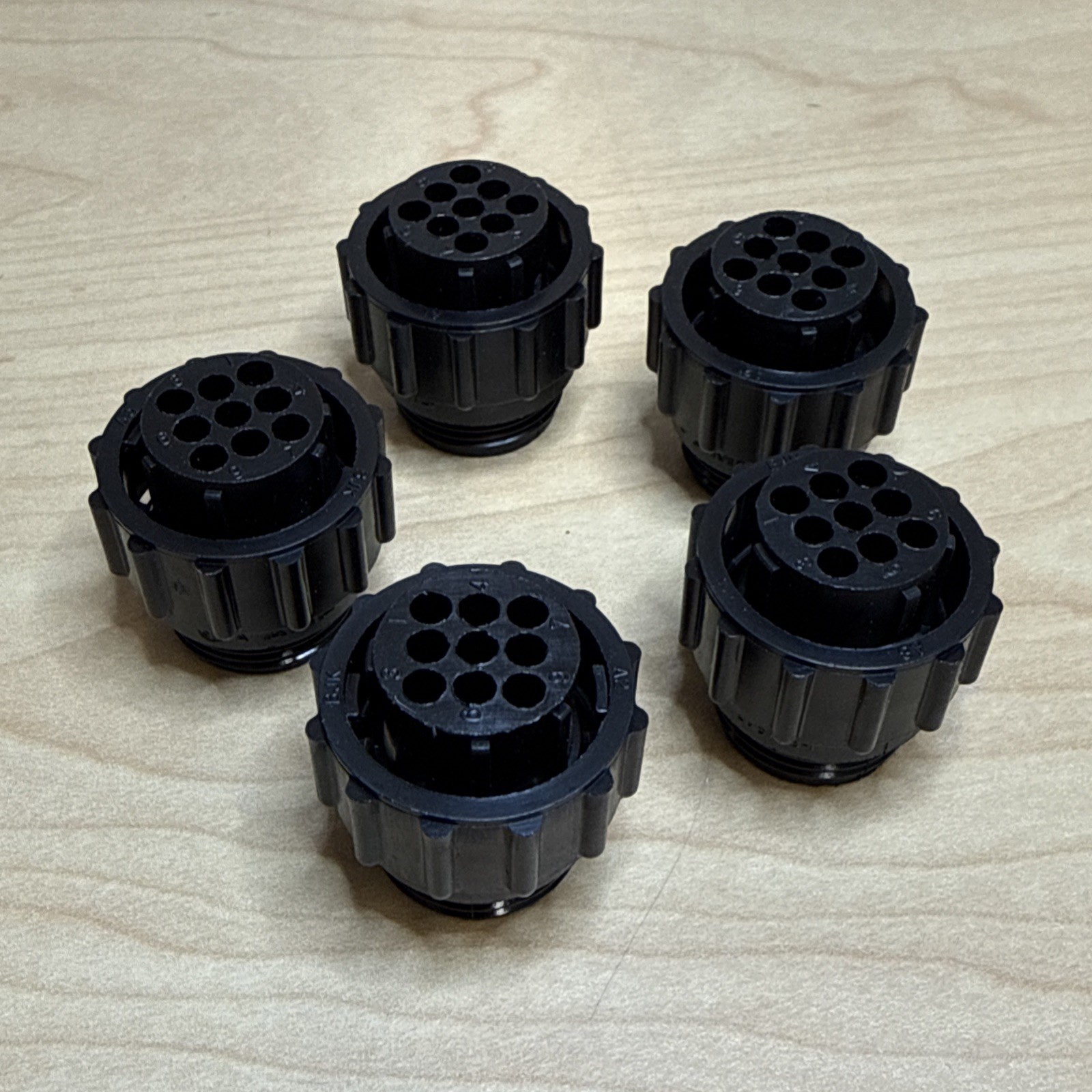 NEW! TE Connectivity 206708-1 9 Position Connector Plug Housing – Lot of (5)