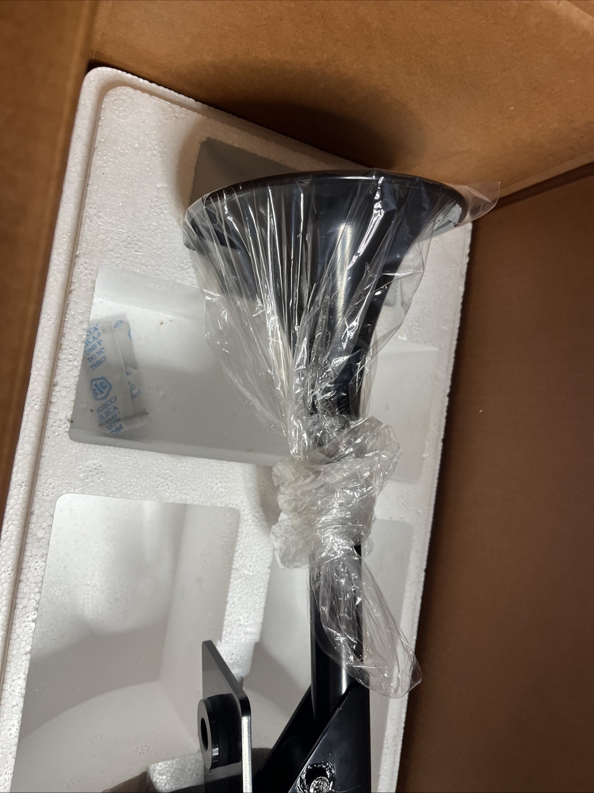 CAT Air Horn 24v 561-6042-04 Heavy Equipment Brand New In Box
