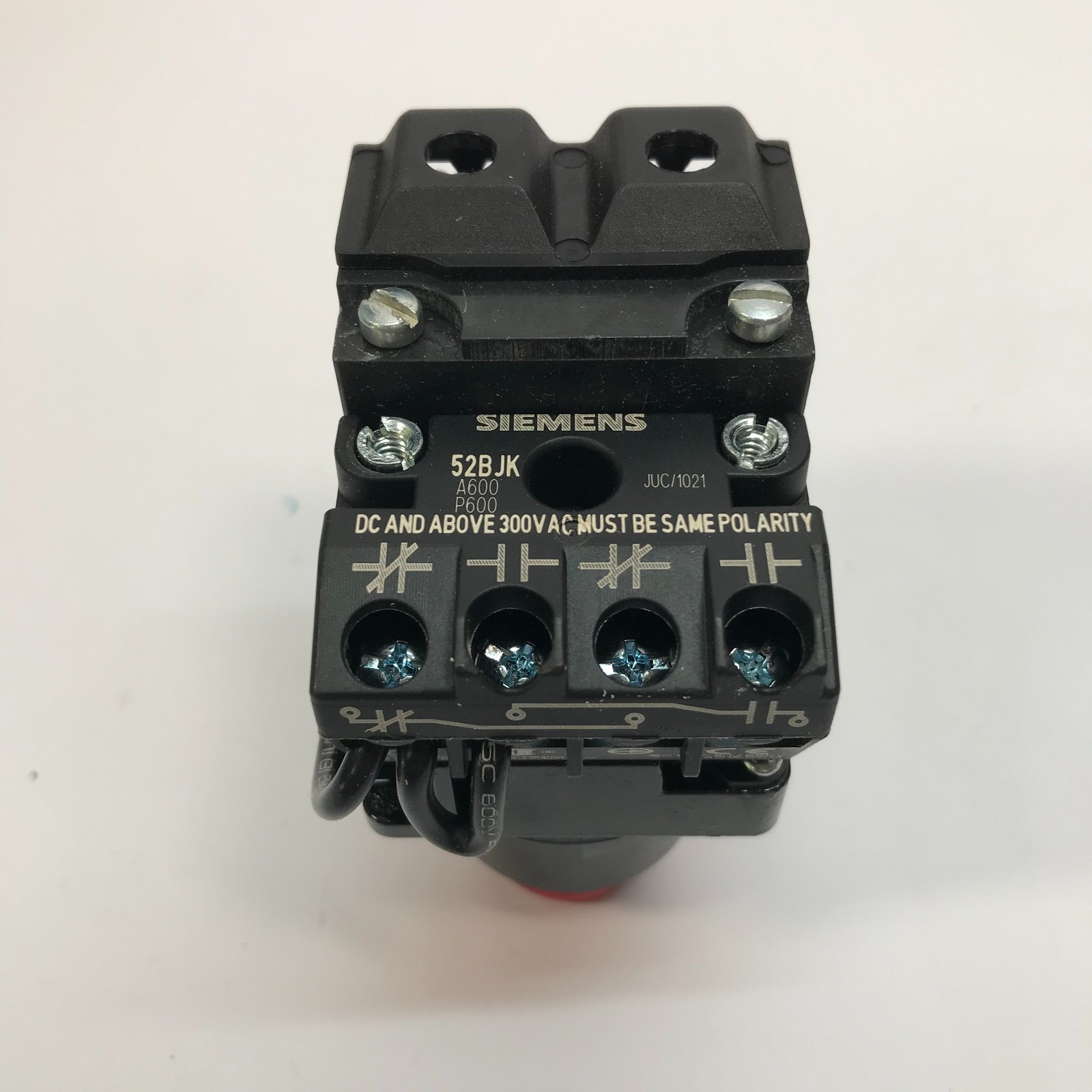 Siemens 52BT6G2AB Push to Test Pilot Light Transformer Type 120 Volts, AC – New