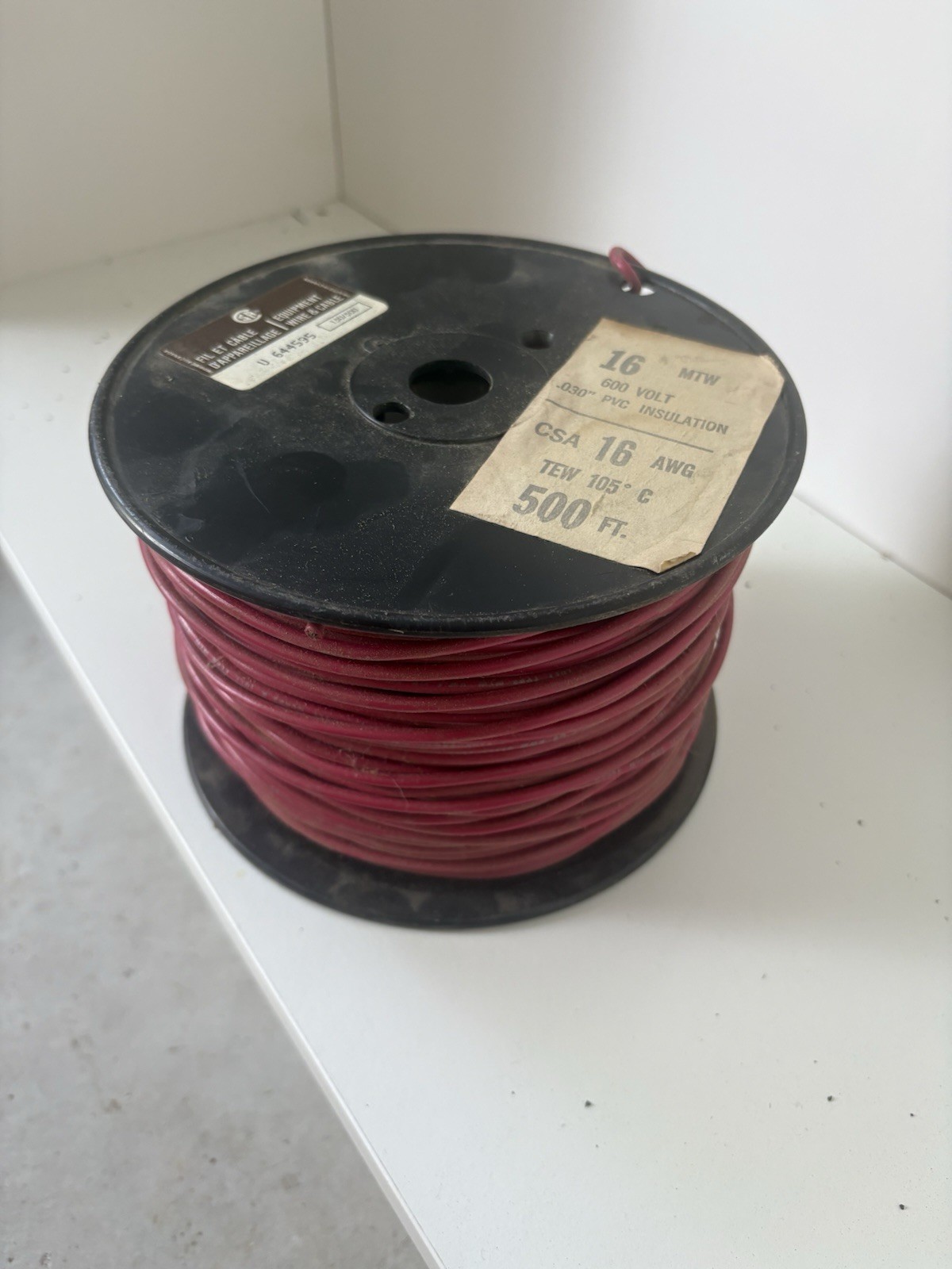 Hookup Wire: 16 AWG Conductor Size, Red, 500 ft Overall Lg, 600 V Volt