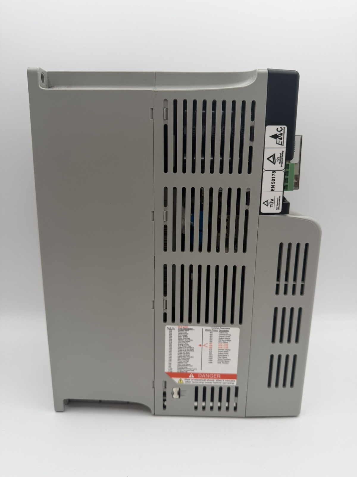 Allen Bradley 22D-D024N104 Power Flex 40P AC Drive 15HP 480V 3-Phase