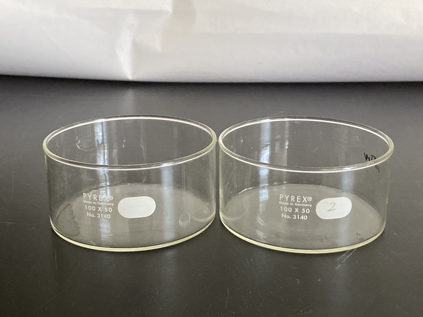 Used (2) CORNING PYREX Glass 100x50mm 340mL Crystallizing Dishes 3140-100