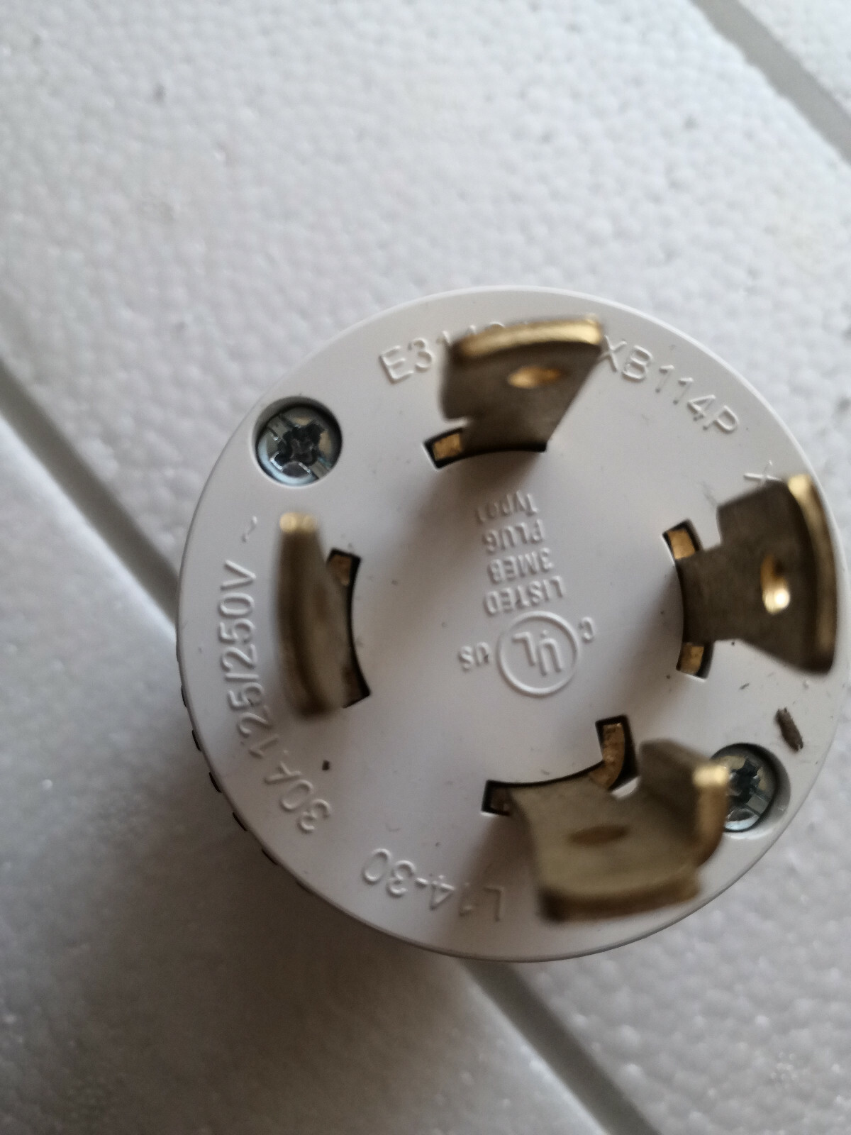 NEW NEMA L14-30 30A 125/250V Locking Male Plug 4 Prong US SHIPPING