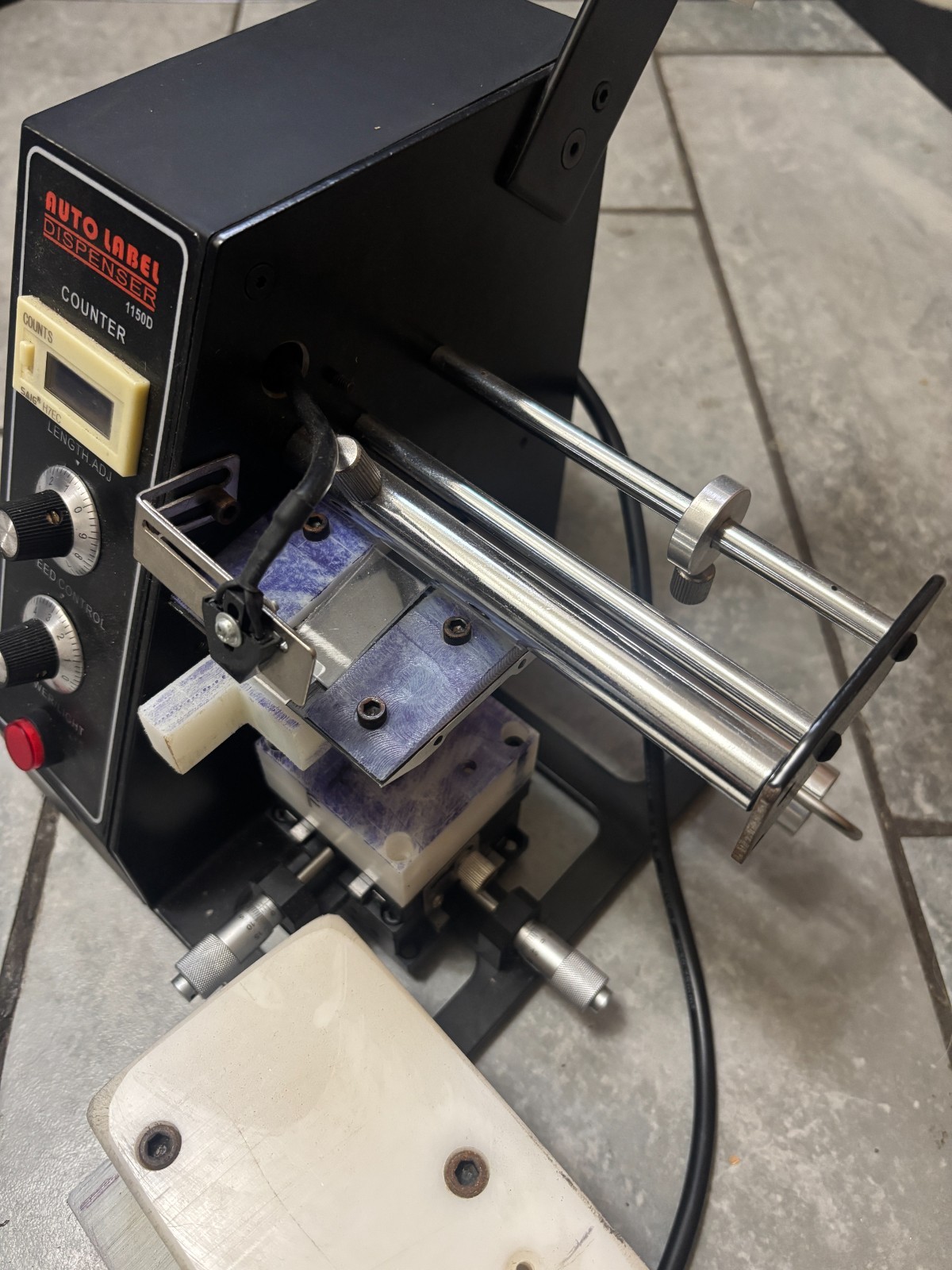 Auto Label Dispenser 1150D