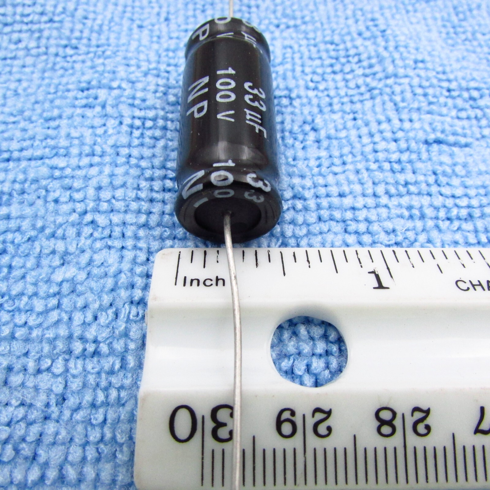 Qty 2 33uF 100V Electrolytic Non-Polarized Speaker Crossover Capacitor