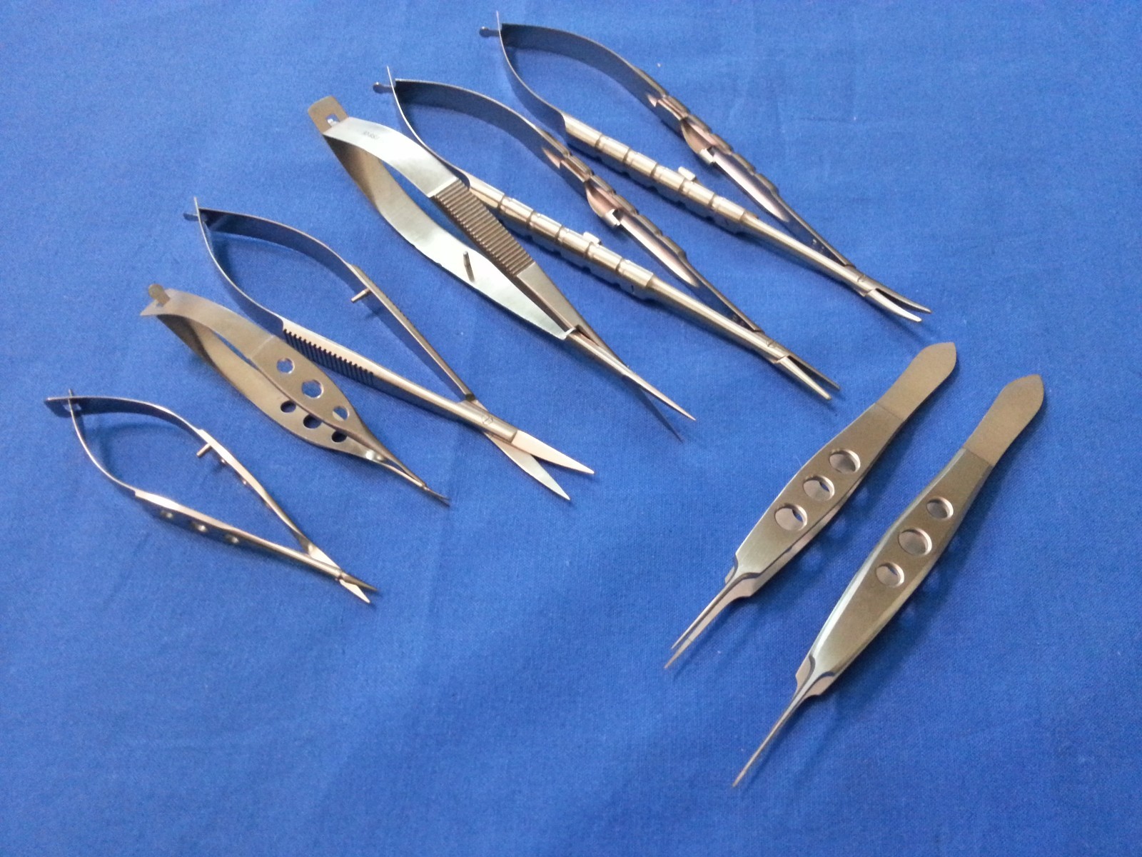 8 PCS O.R GRADE CASTROVIEJO NEEDLE HOLDERS+SCISSORS+SUTURE TYING FORCEPS KIT #3
