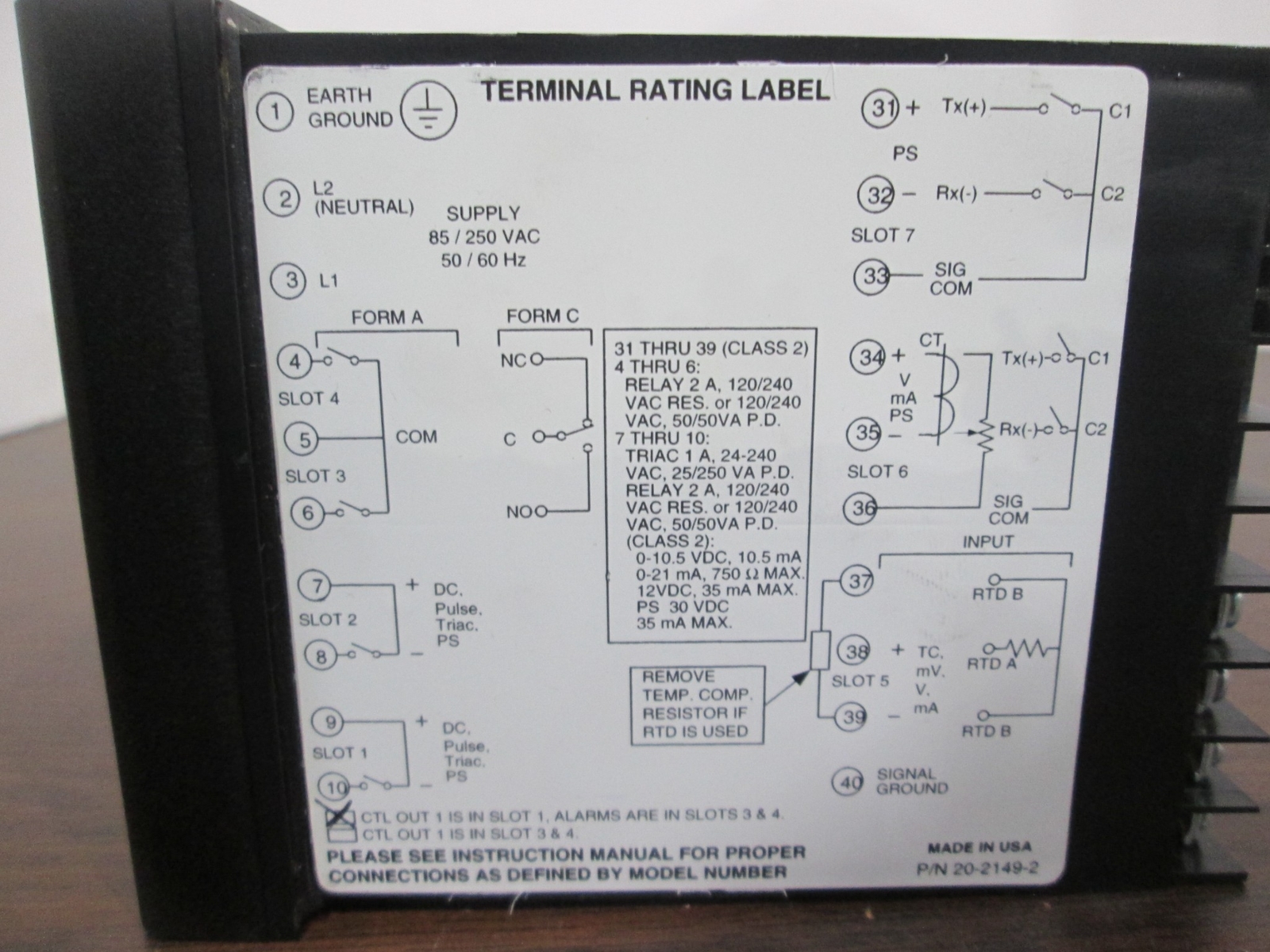 Barber-Colman, Series 10, 10Q2-6KC40-000-0-00, Temperature Controller, New