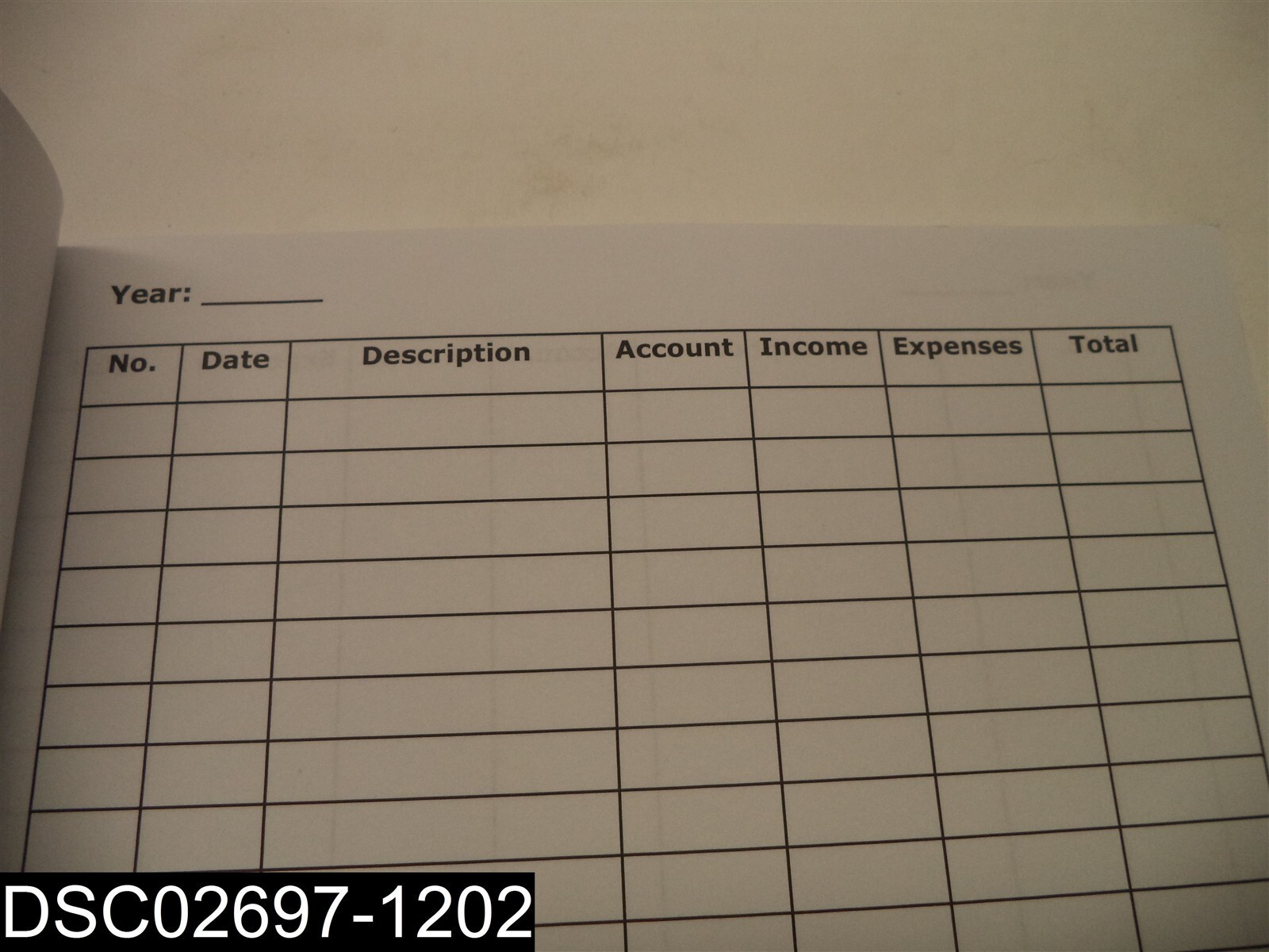 QTY=4: 9781075646744 Ledger Book Paperback: Record Income And Expenses