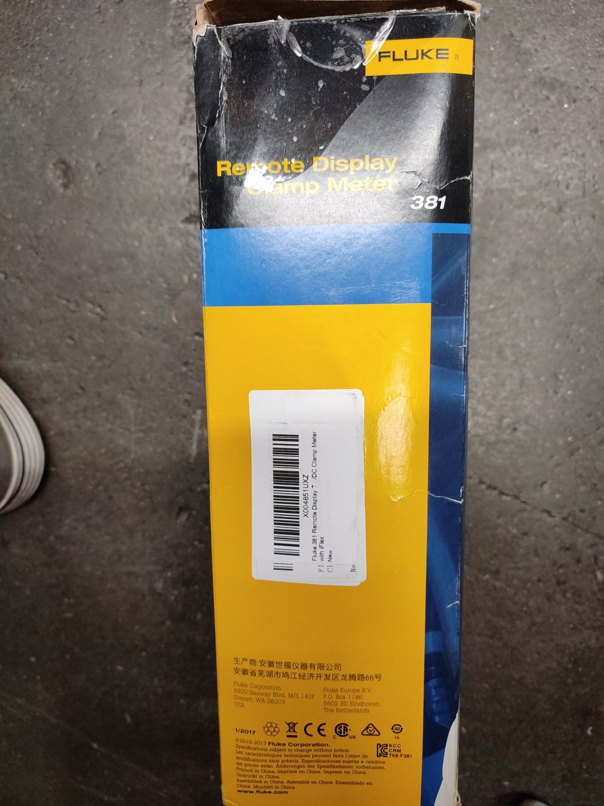 Fluke 381 Remote Display True RMS AC/DC Clamp Meter
