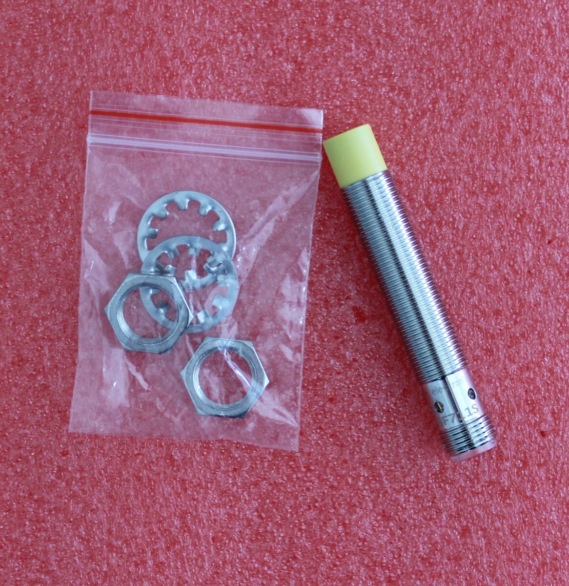 1x Safety Inductive Proximity Sensor 19.2-30VDC 0.5mm-4mm 100mA For IFM GF711S