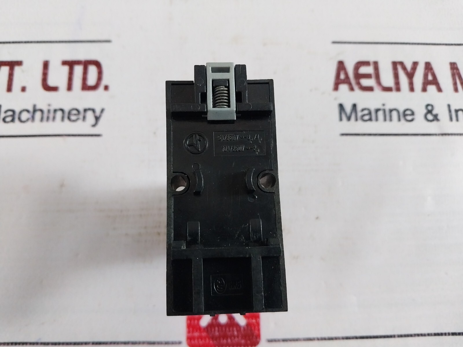 FINDER 55.33 Relay with base 110V~AC 10A/250V