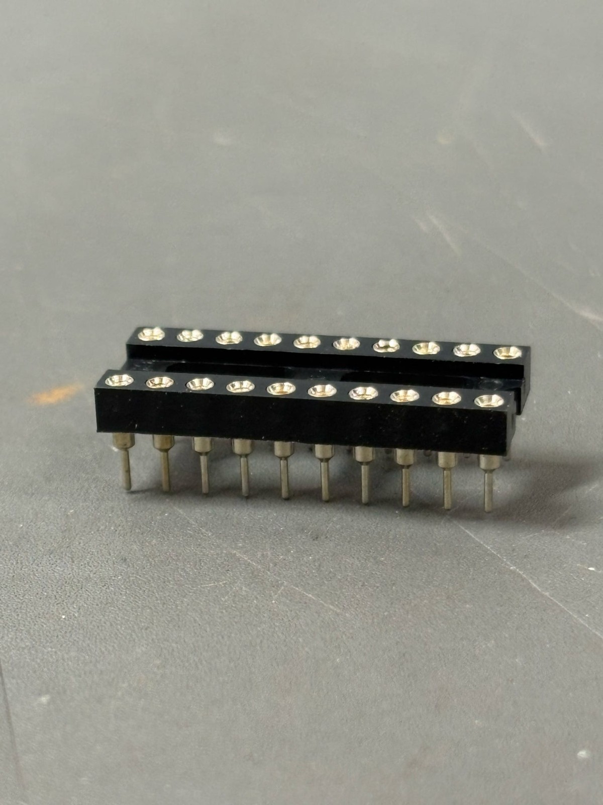 87x 16 Pin DIP IC Socket Gold Plated Through Hole 2.54mm Pitch IC Socket