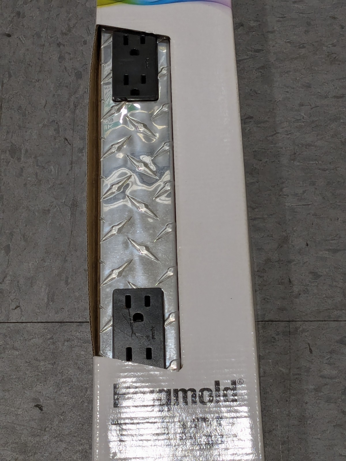 Wiremold Plugmold 4' Heavy Duty Steel 10 Outlet Powerstrip PM48TC