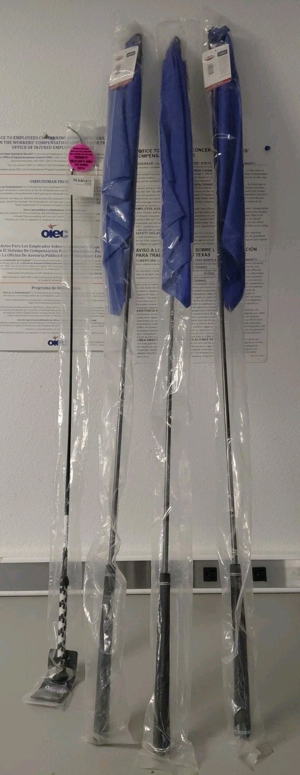 Weaver Livestock Training Lot – 3 Blue Training Flags & A Dressage Whip