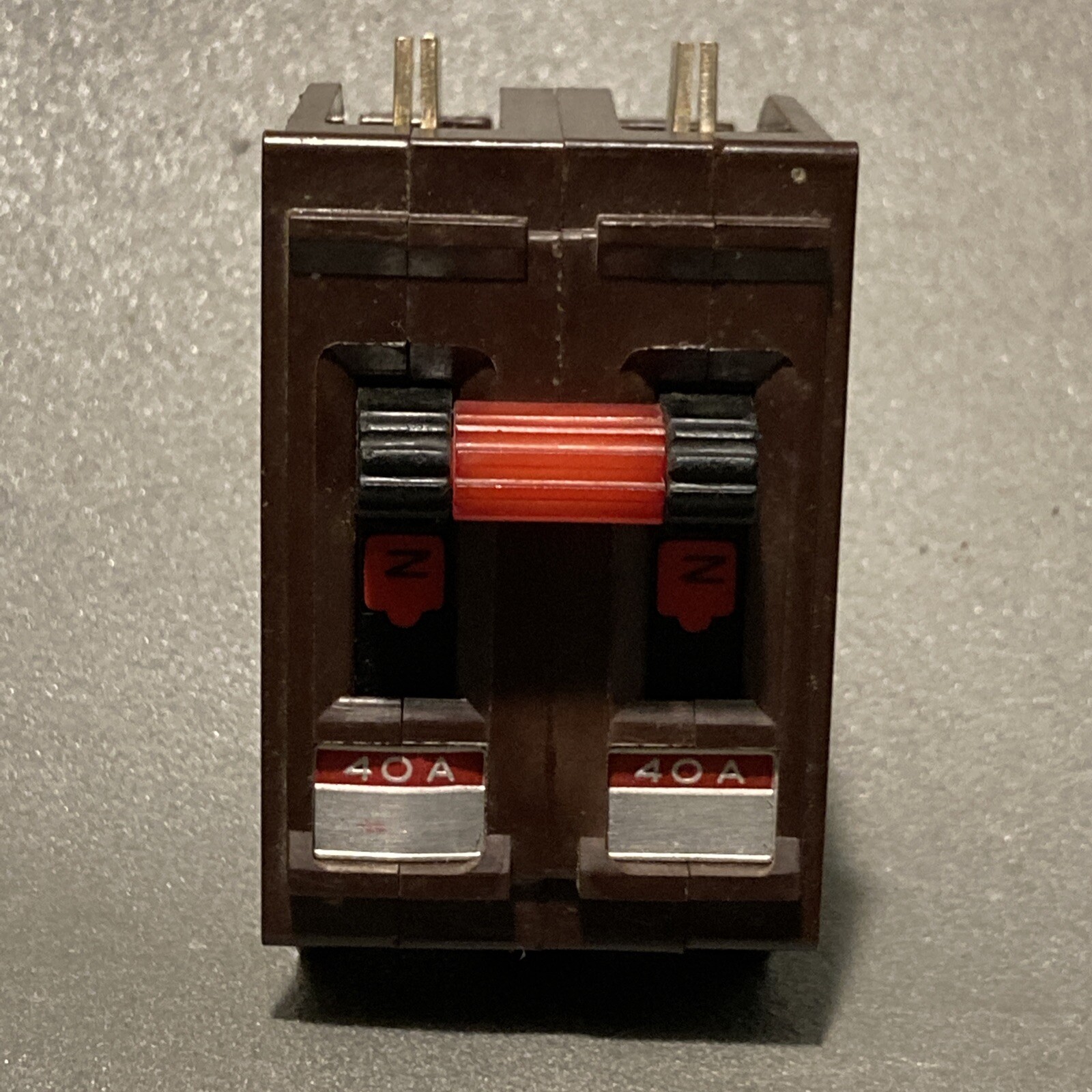 Wadsworth A240NI 40 Amp 2 Pole 2P Type A METAL FOOT Circuit Breaker A240N A240