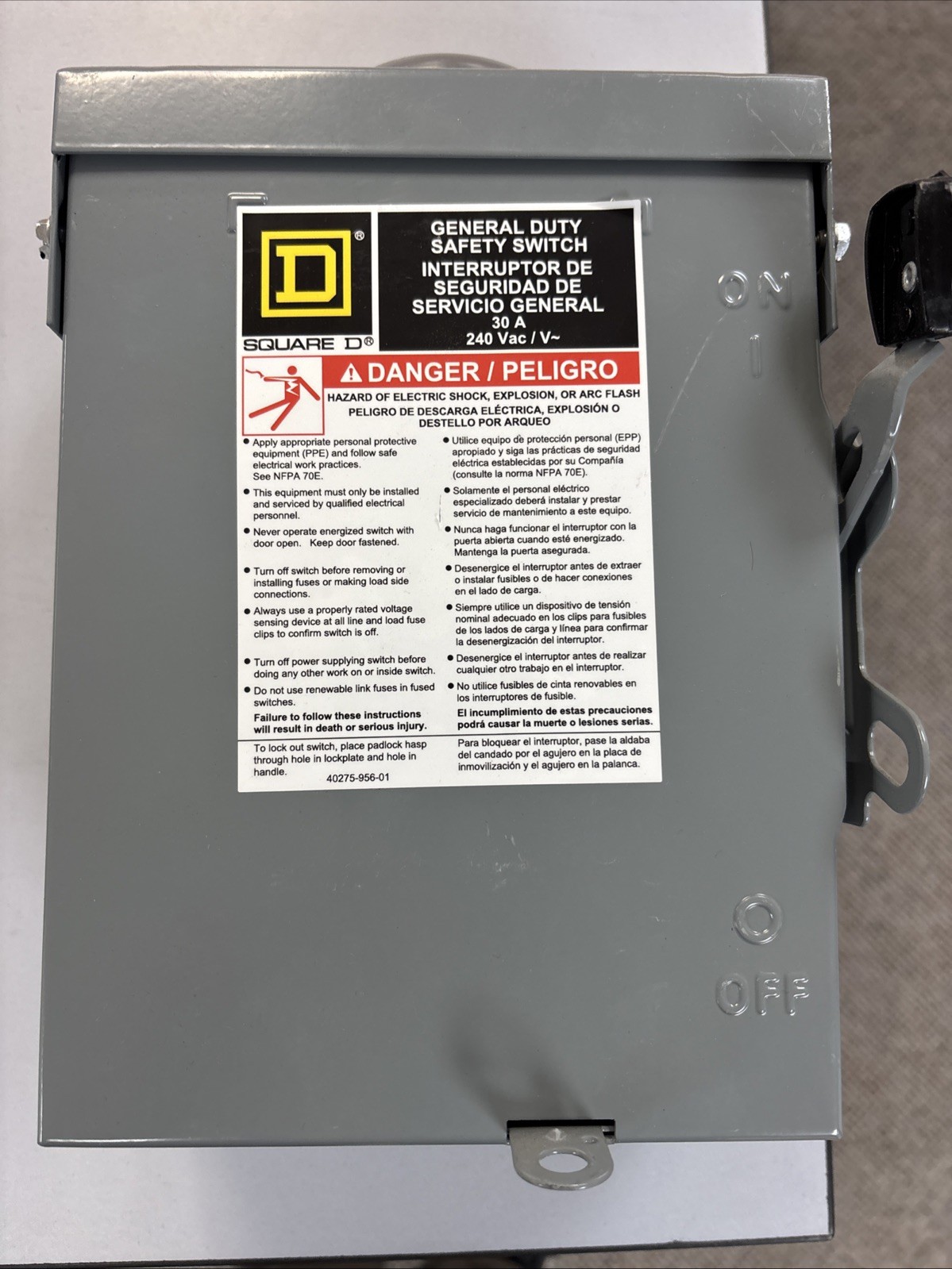 Square D D221NRB 30A Safety Switch