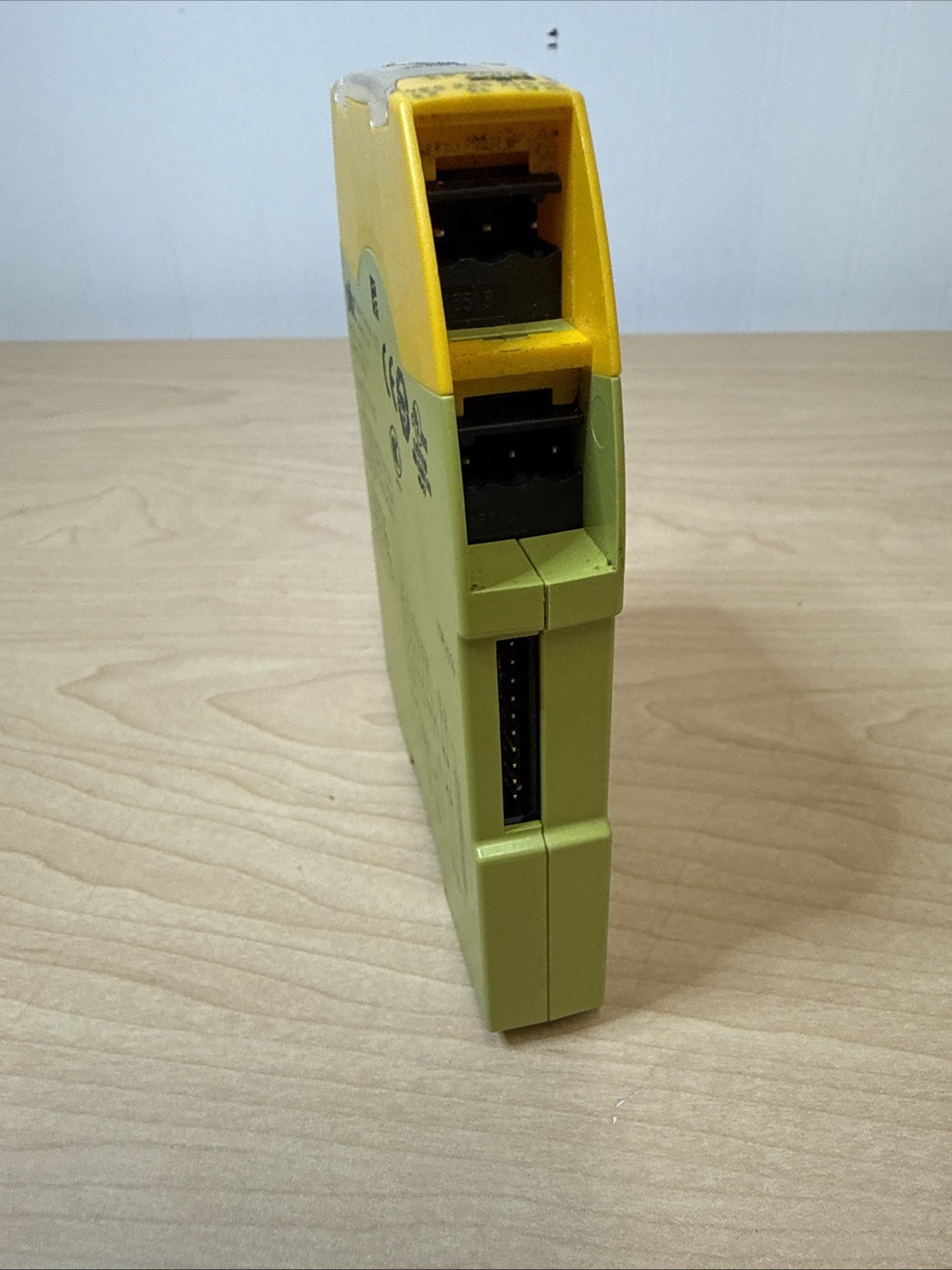 PILZ 750103 PNOZ s3 24VDC Safety Relay – Missing Port(s)