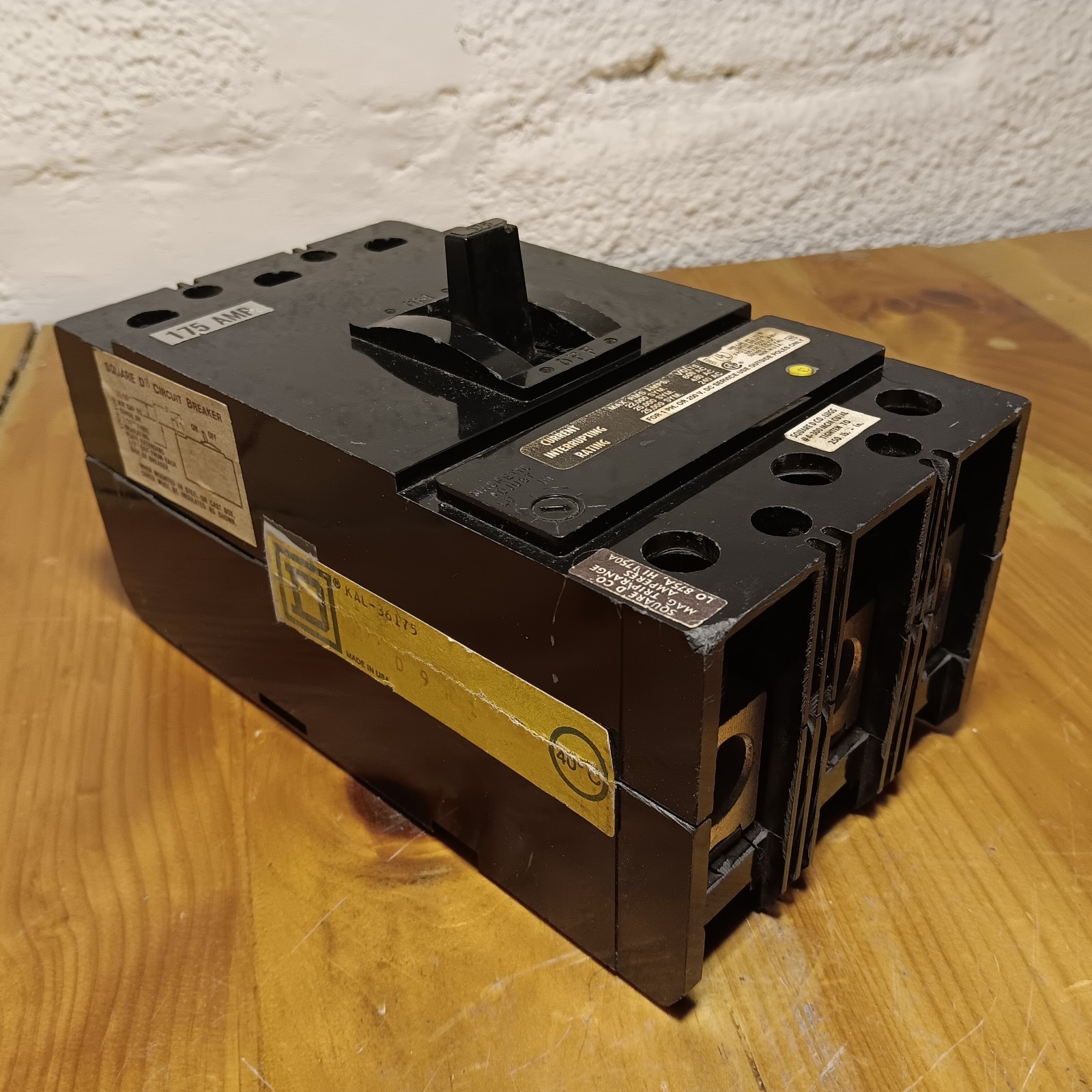 Square D KAL36175 175 Amp 3Pole 240VAC Breaker