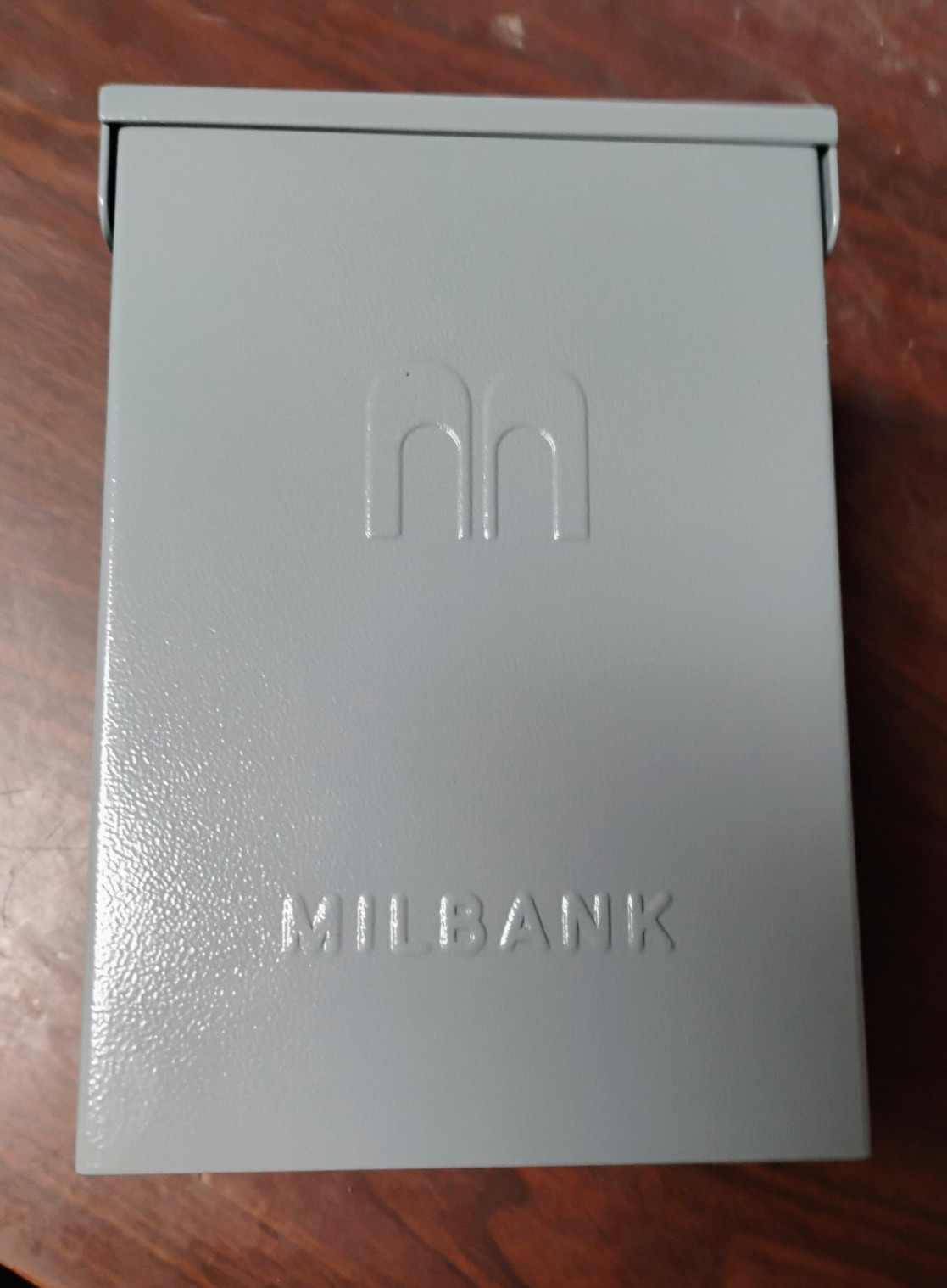 MILBANK U3822-20GWR PULL-OUT DISCONNECT SWITCH 60 AMP 2-POLE NON-FUSED NEW